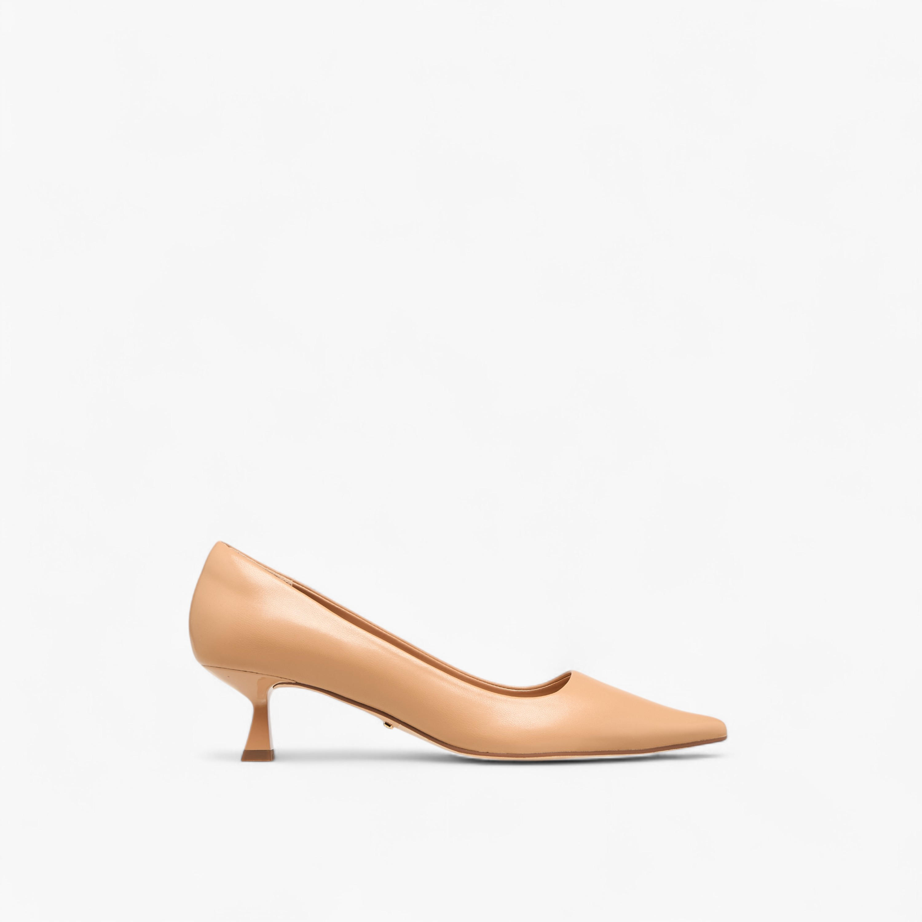 Paprika Solid Pointed Toe Shoes with Kitten Heels-women-shoes-sandals-heeled-image-3