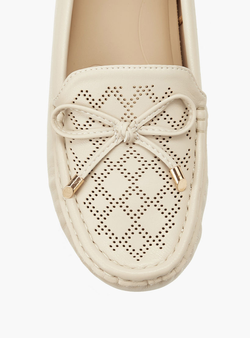 Le Confort Women Perforated Design Slip-On Loafers-women-shoes-loafersandmoccasins-image-4