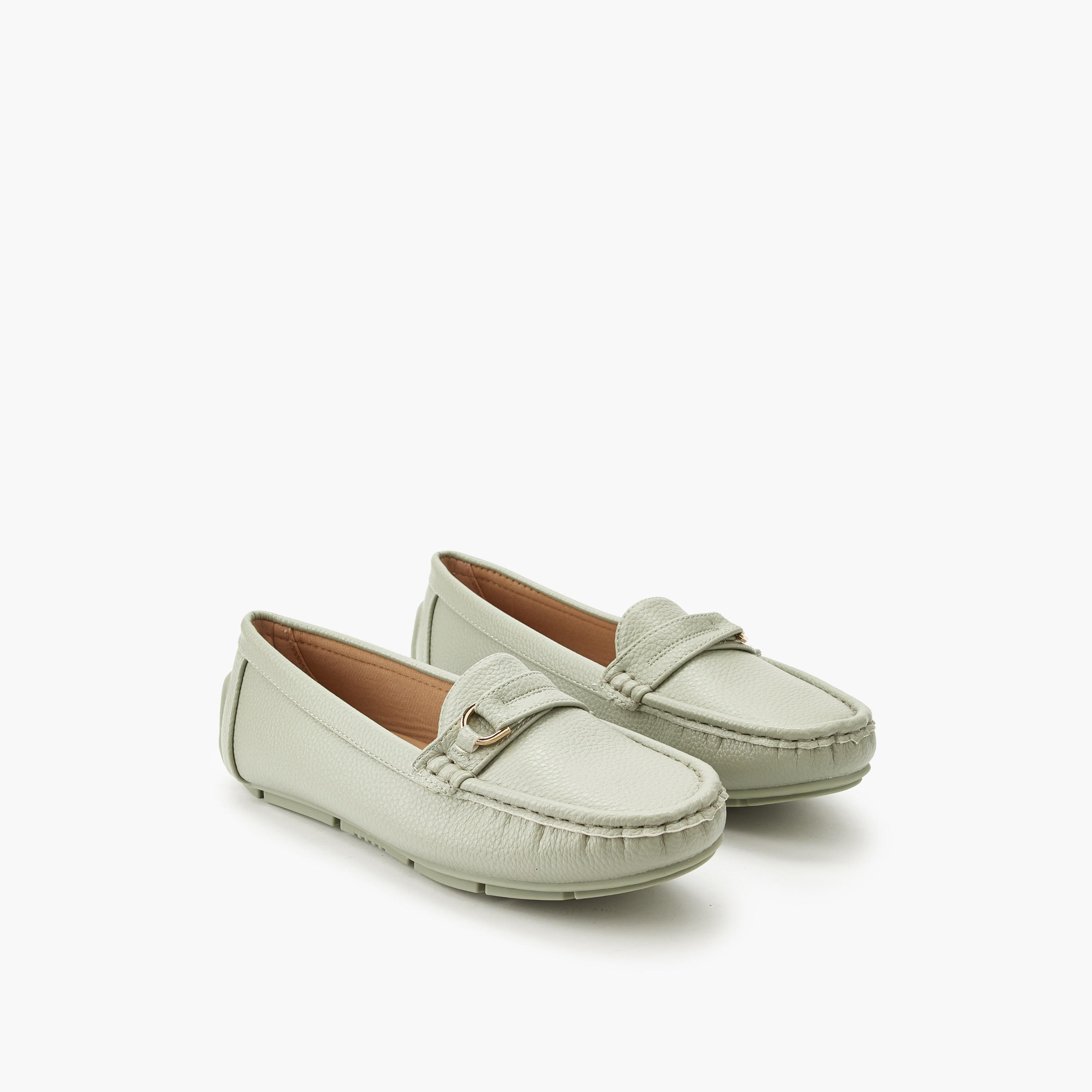 حذاء لوفر سهل الارتداء للنساء من لو كونفورت-women-shoes-loafersandmoccasins-image-1