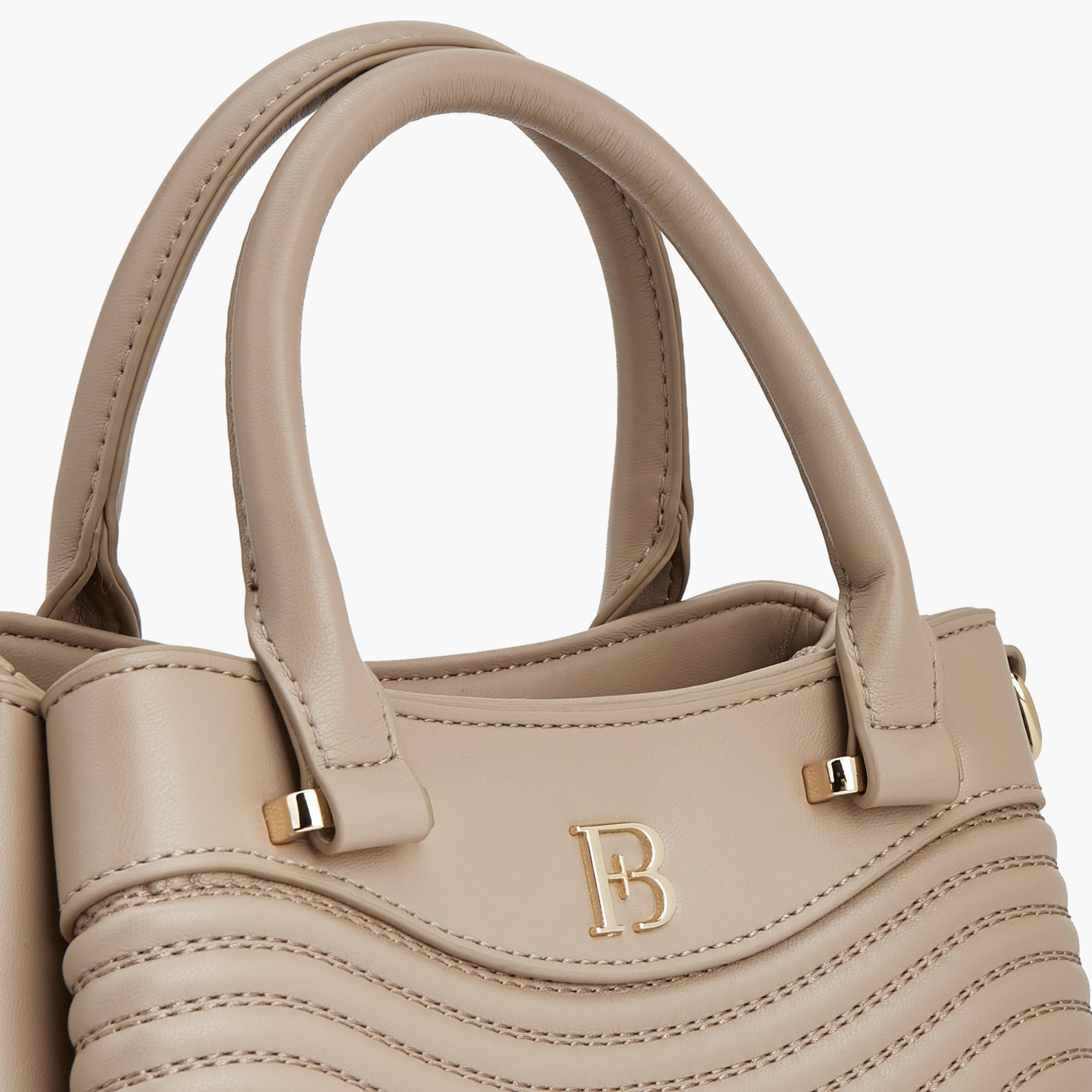 شنطة ساتشل مبطنة وحزام قابل للفصل من فلورا بيلا-women-bagsandwallets-handbags-image-4