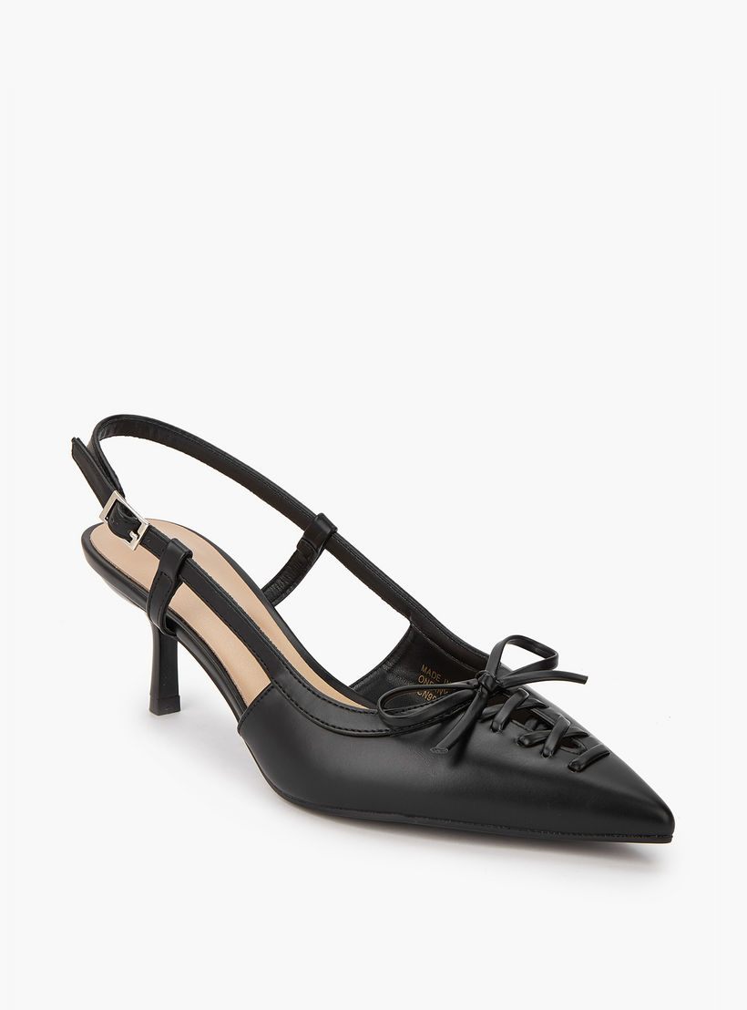حذاء بكعب صغير وإبزيم إغلاق وزينة فيونكة من بابريكا-women-shoes-sandals-heeled-image-2