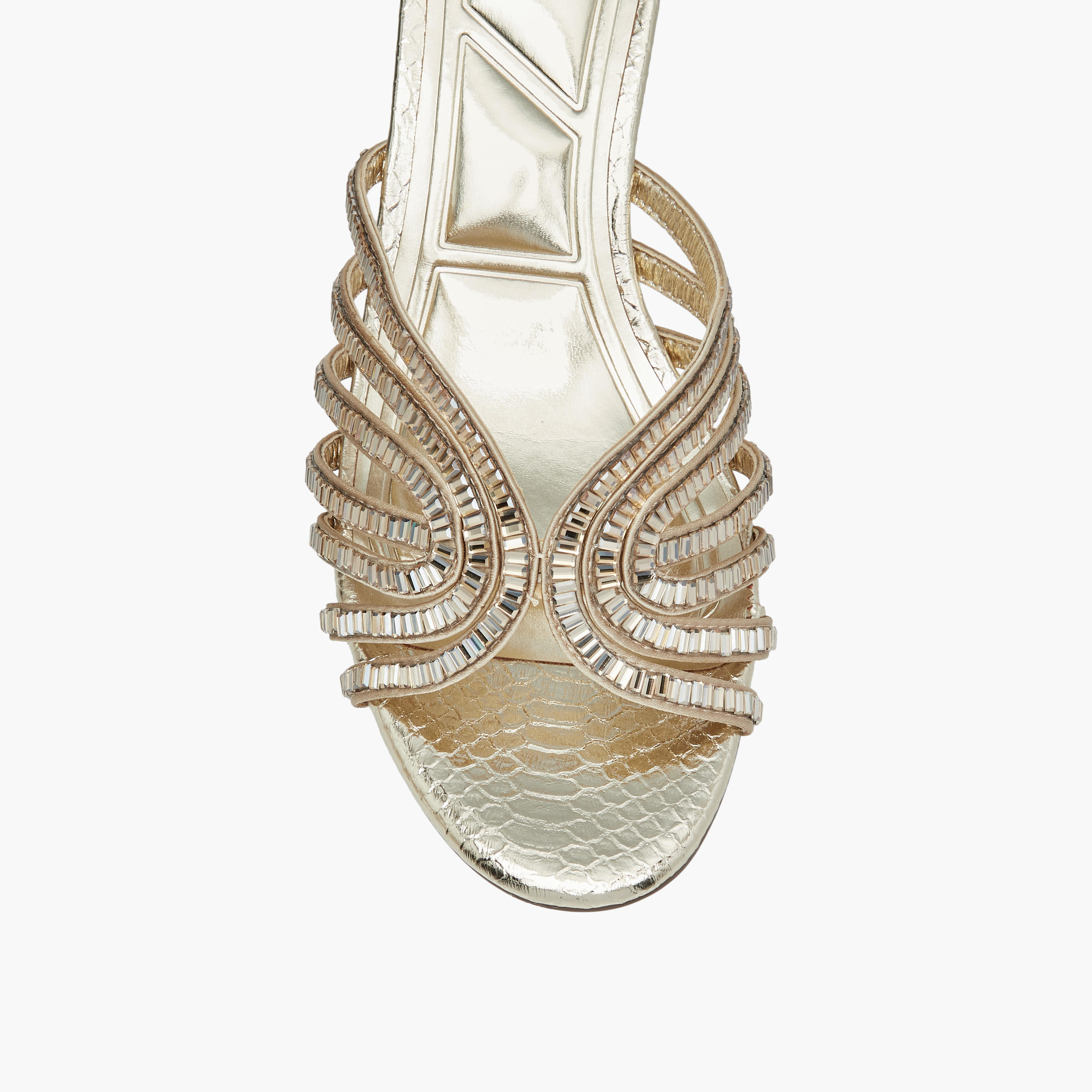 صندل مزين سهل الارتداء بكعب سميك للنساء من سيليست-women-shoes-sandals-heeled-image-4
