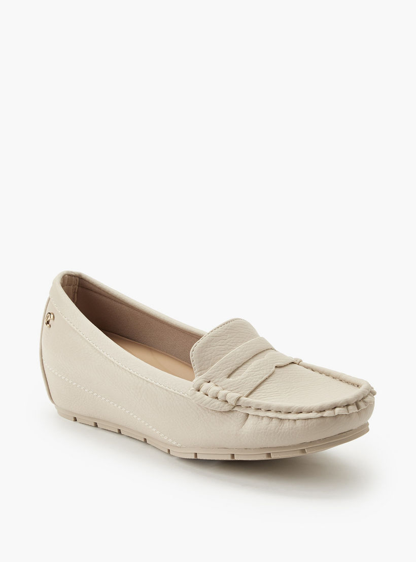 حذاء سهل الارتداء بكعب ويدج للنساء من لو كونفورت-women-shoes-loafersandmoccasins-image-2