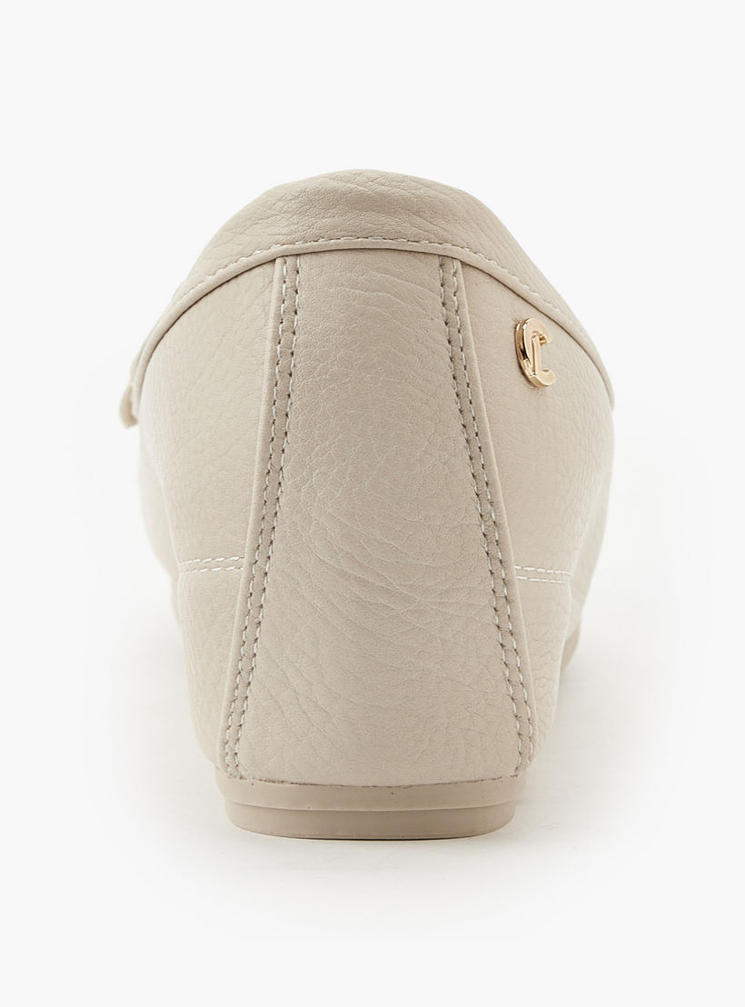 حذاء سهل الارتداء بكعب ويدج للنساء من لو كونفورت-women-shoes-loafersandmoccasins-image-5