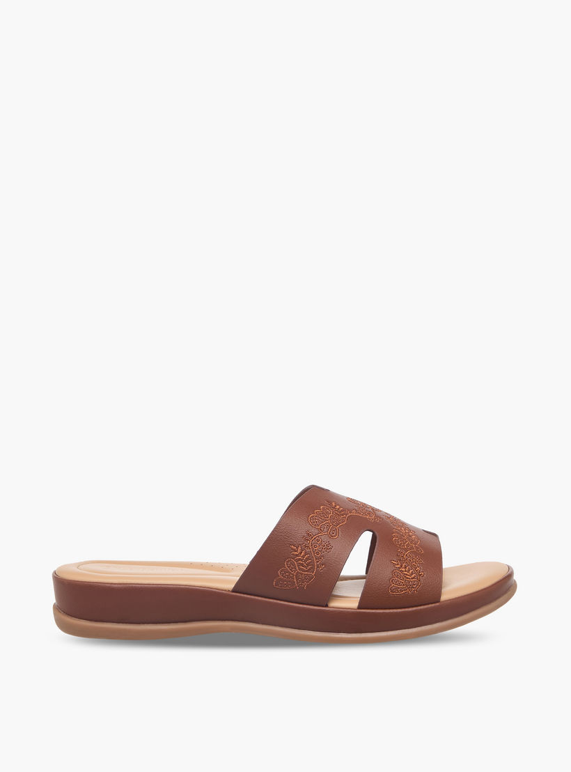 Le Confort Women Embroidered Comfort Sandals-women-shoes-flats-sandals-image-3