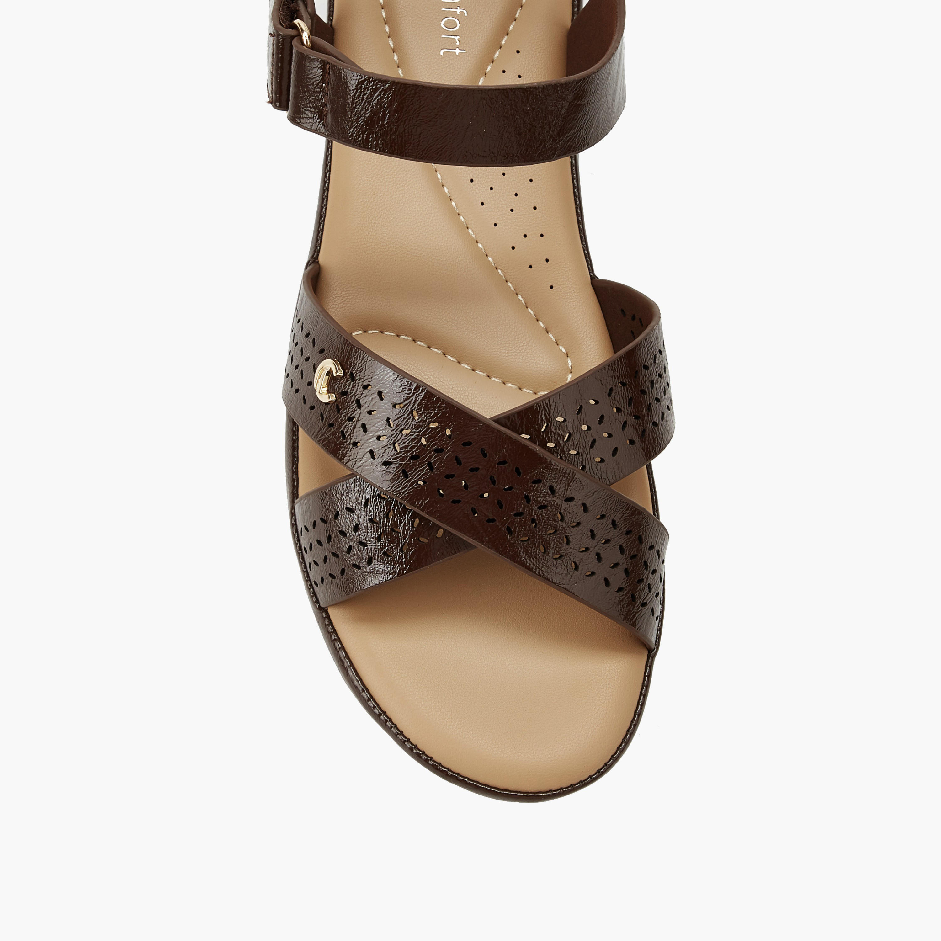 صندل بشريط إغلاق لاصق للنساء من لو كونفورت-women-shoes-sandals-flats-image-4
