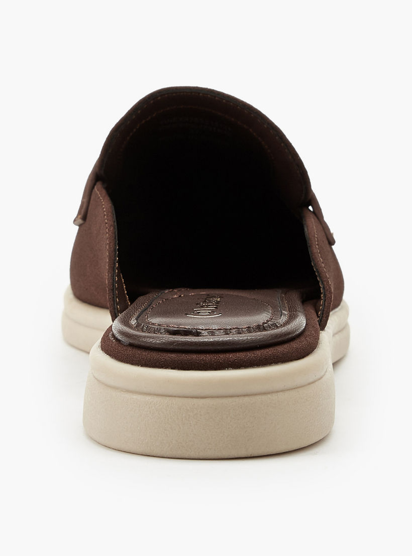 حذاء ميول بزينة معدنية للنساء من لو كونفورت-women-shoes-flats-mules-image-11