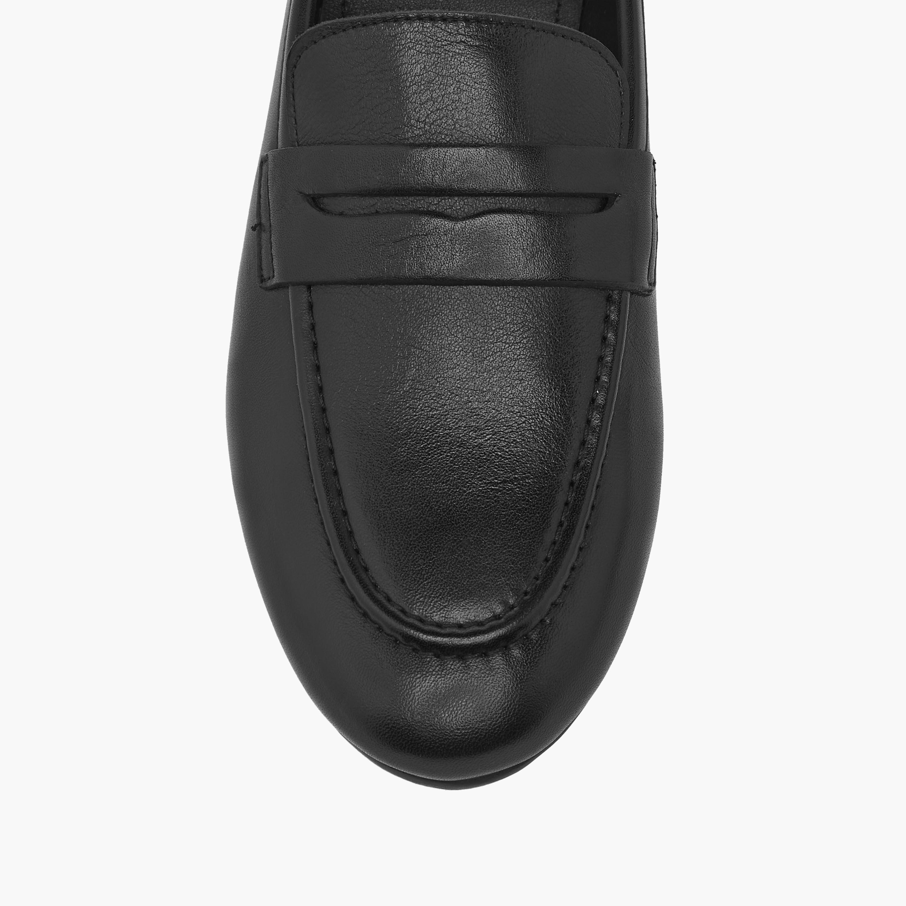 Paprika Solid Slip-On Loafers with Cut-Out Detail-women-shoes-flats-loafers-image-4