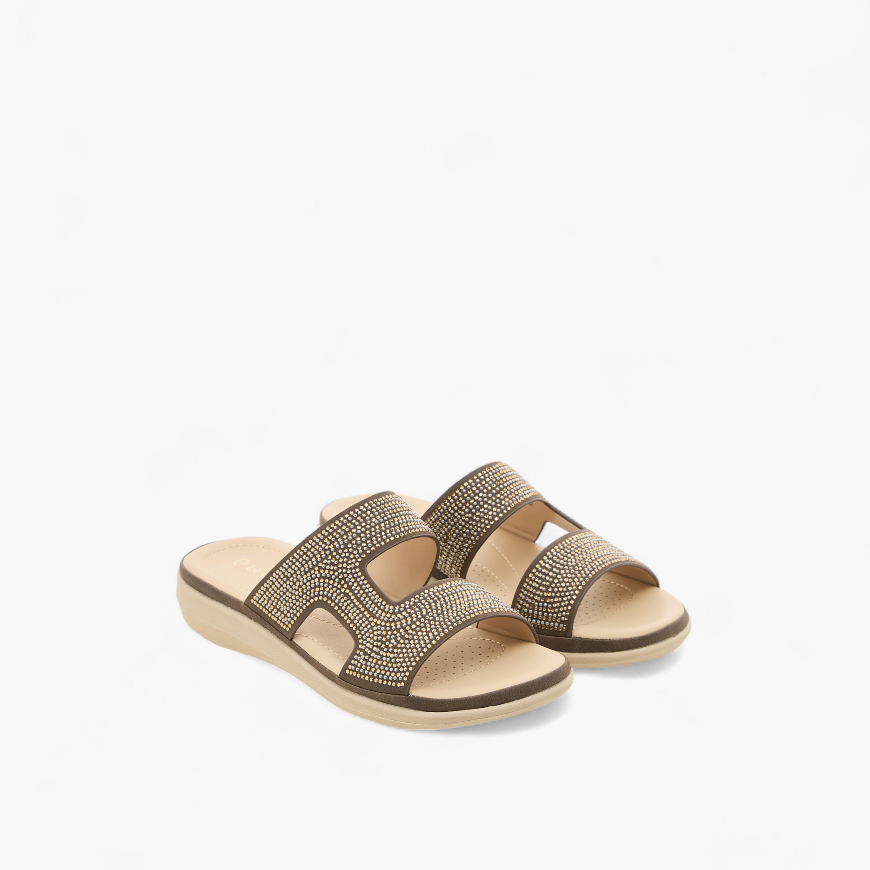 صندل مزين سهل الارتداء للنساء من لو كونفورت-women-shoes-flats-sandals-image-1