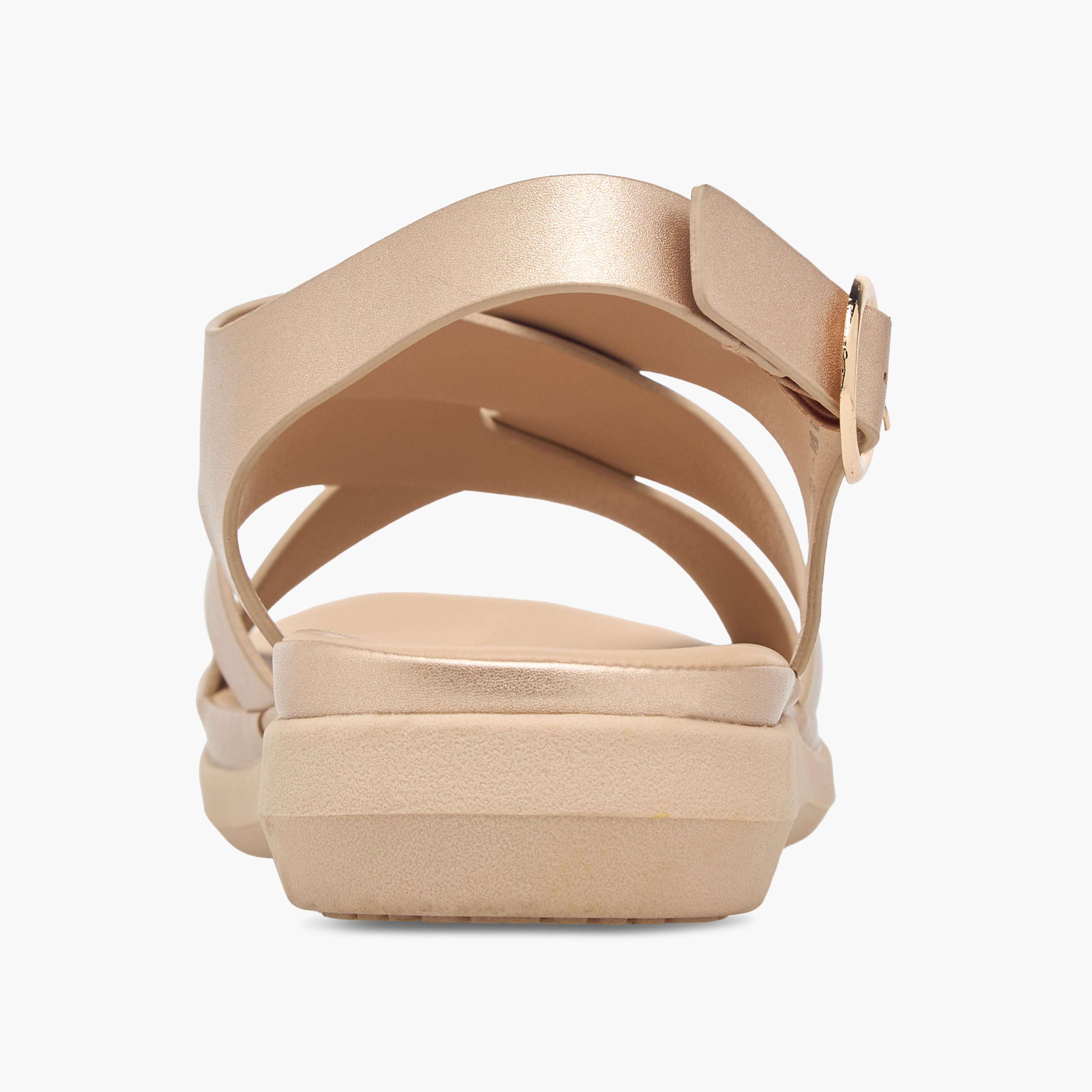 صندل مريح سادة بأحزمة متقاطعة وإبزيم إغلاق من لو كونفورت-women-shoes-flats-sandals-image-5