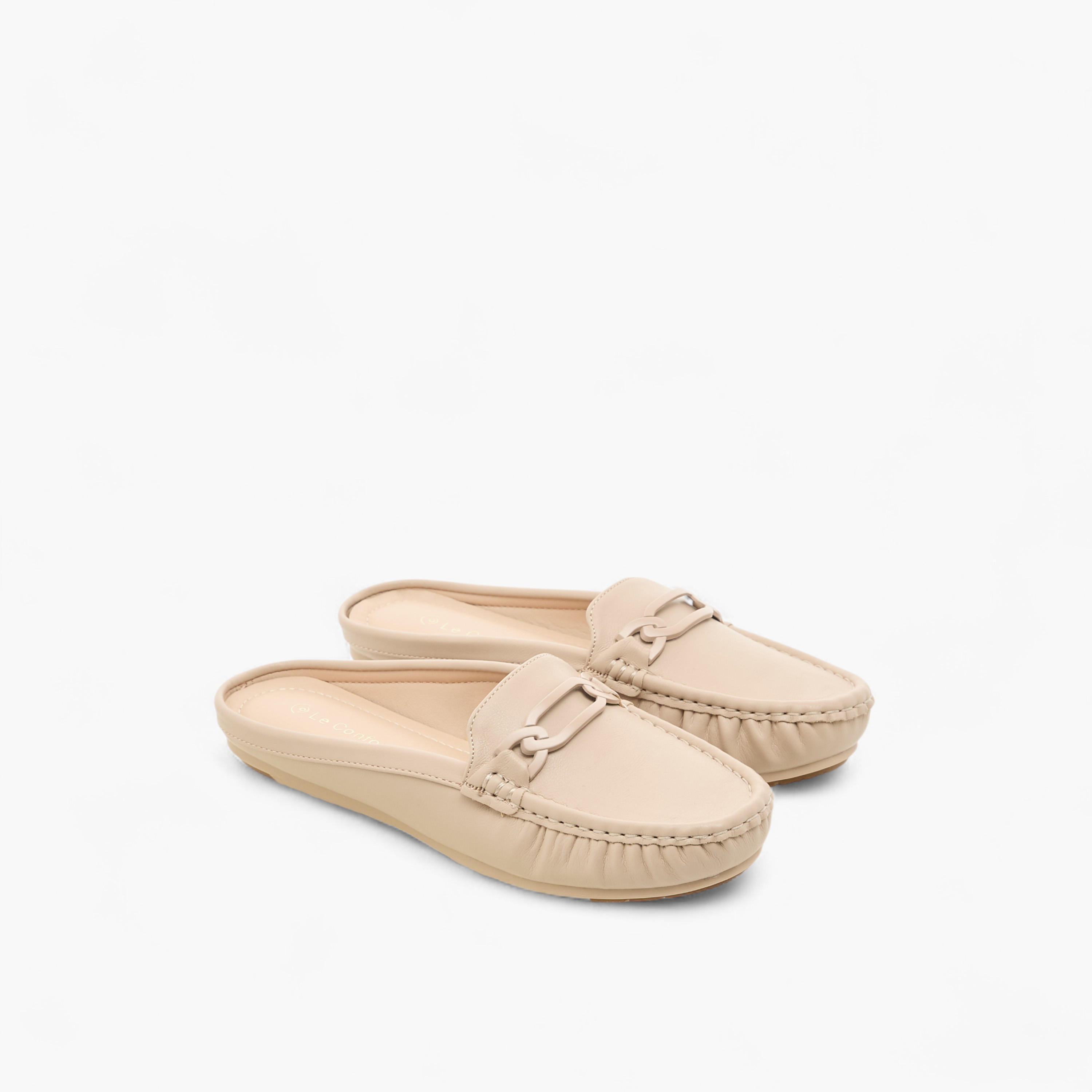 حذاء ميول سادة سهل الارتداء بزينة معدنية من لو كونفورت-women-shoes-flats-mules-image-5