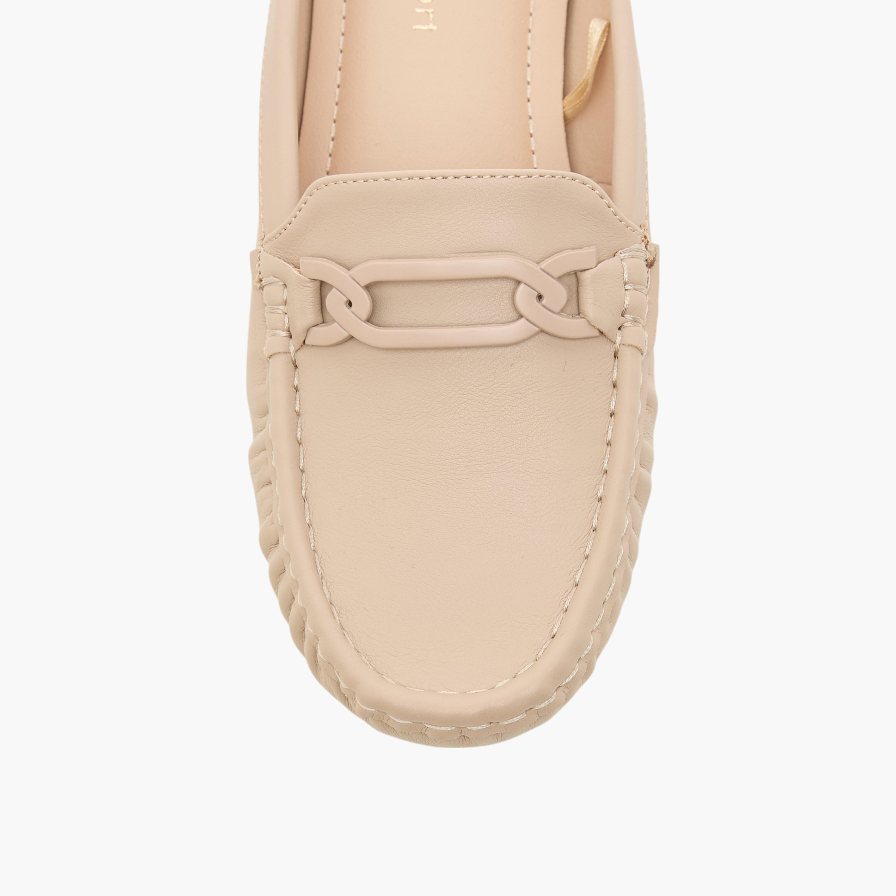 حذاء ميول سادة سهل الارتداء بزينة معدنية من لو كونفورت-women-shoes-flats-mules-image-2