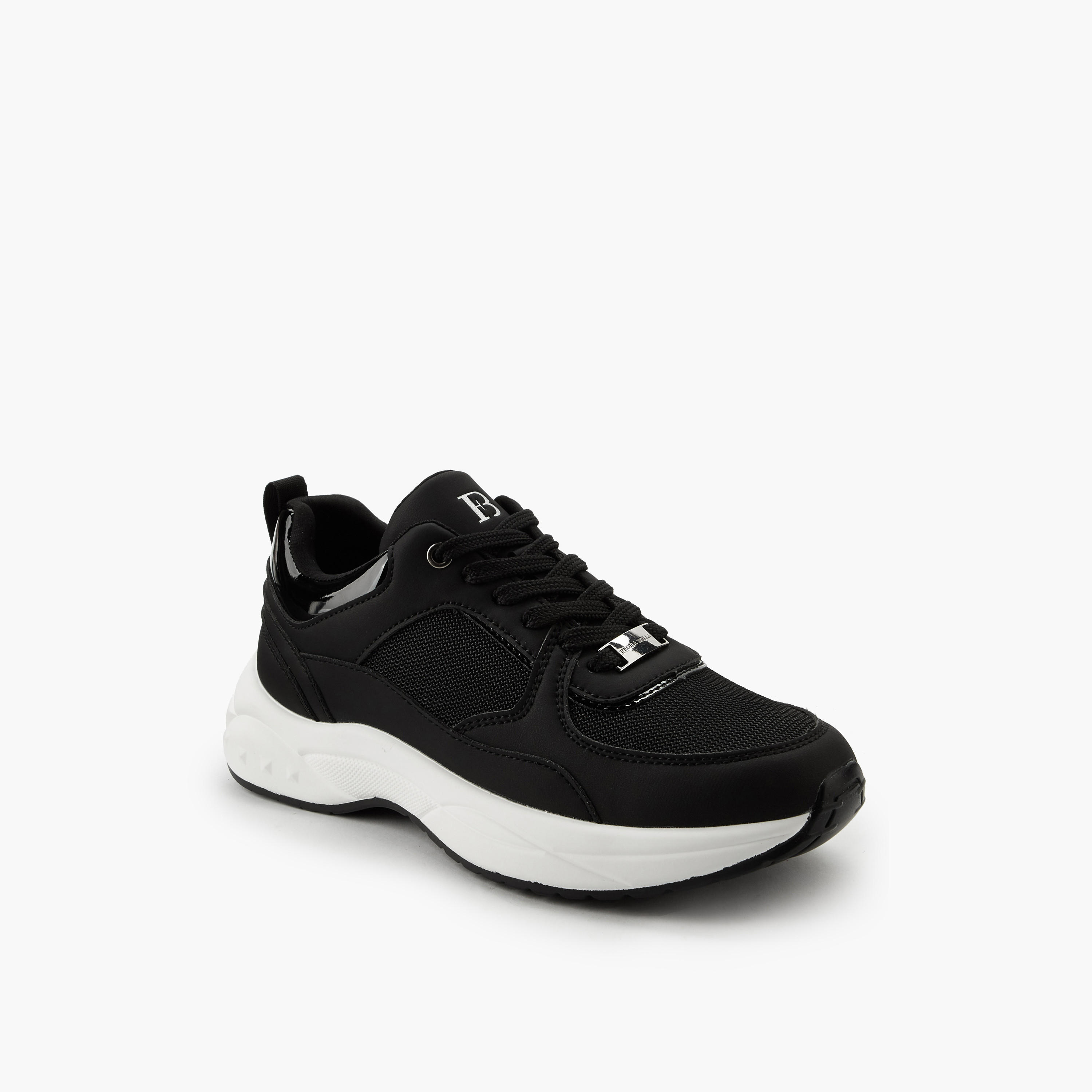 حذاء سنيكرز بطول الكاحل ورباط إغلاق للنساء من فلورا بيلا-women-shoes-sneakers-image-3