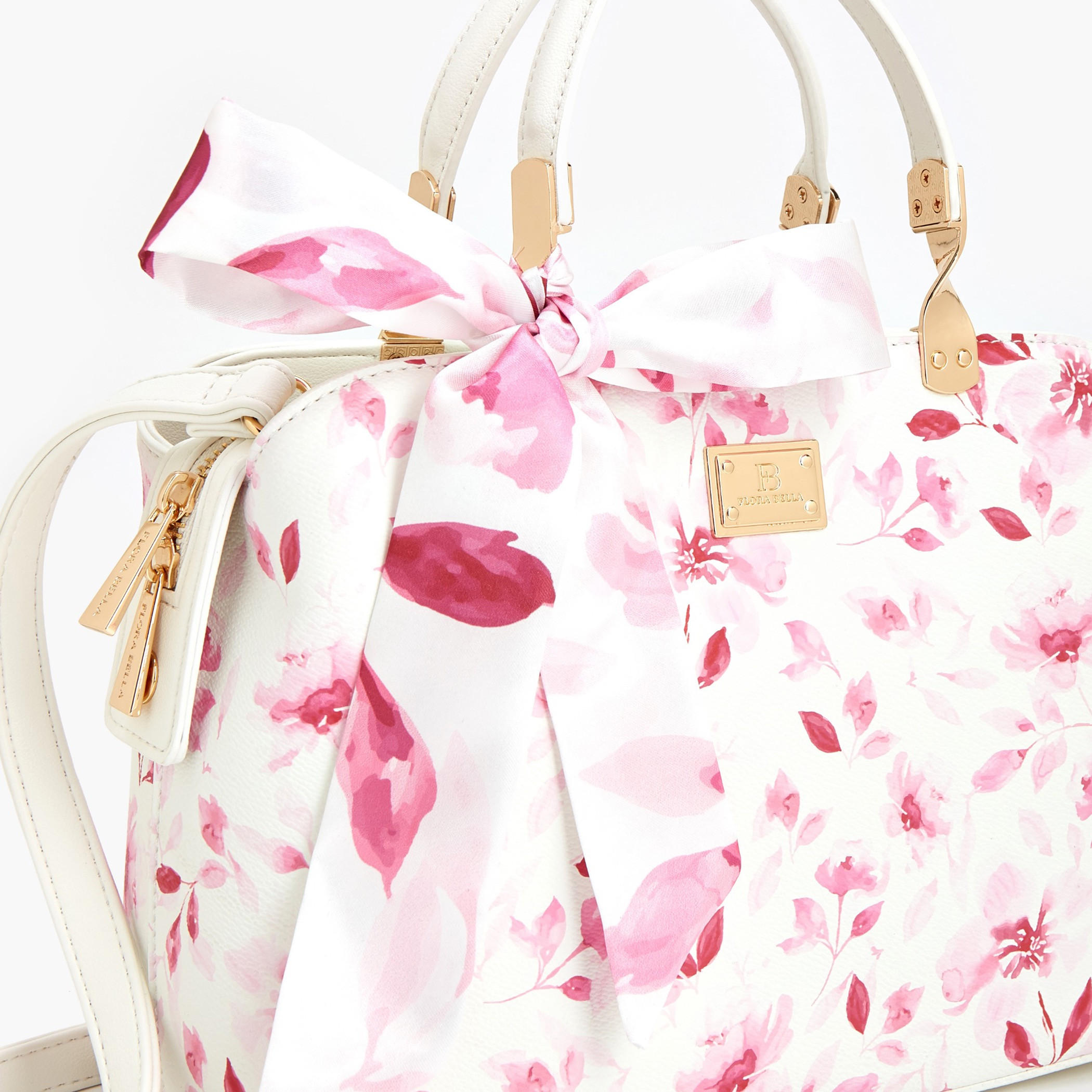 شنطة توتي بطبعات وزينة فيونكة من فلورا بيلا-women-bagsandwallets-handbags-image-4