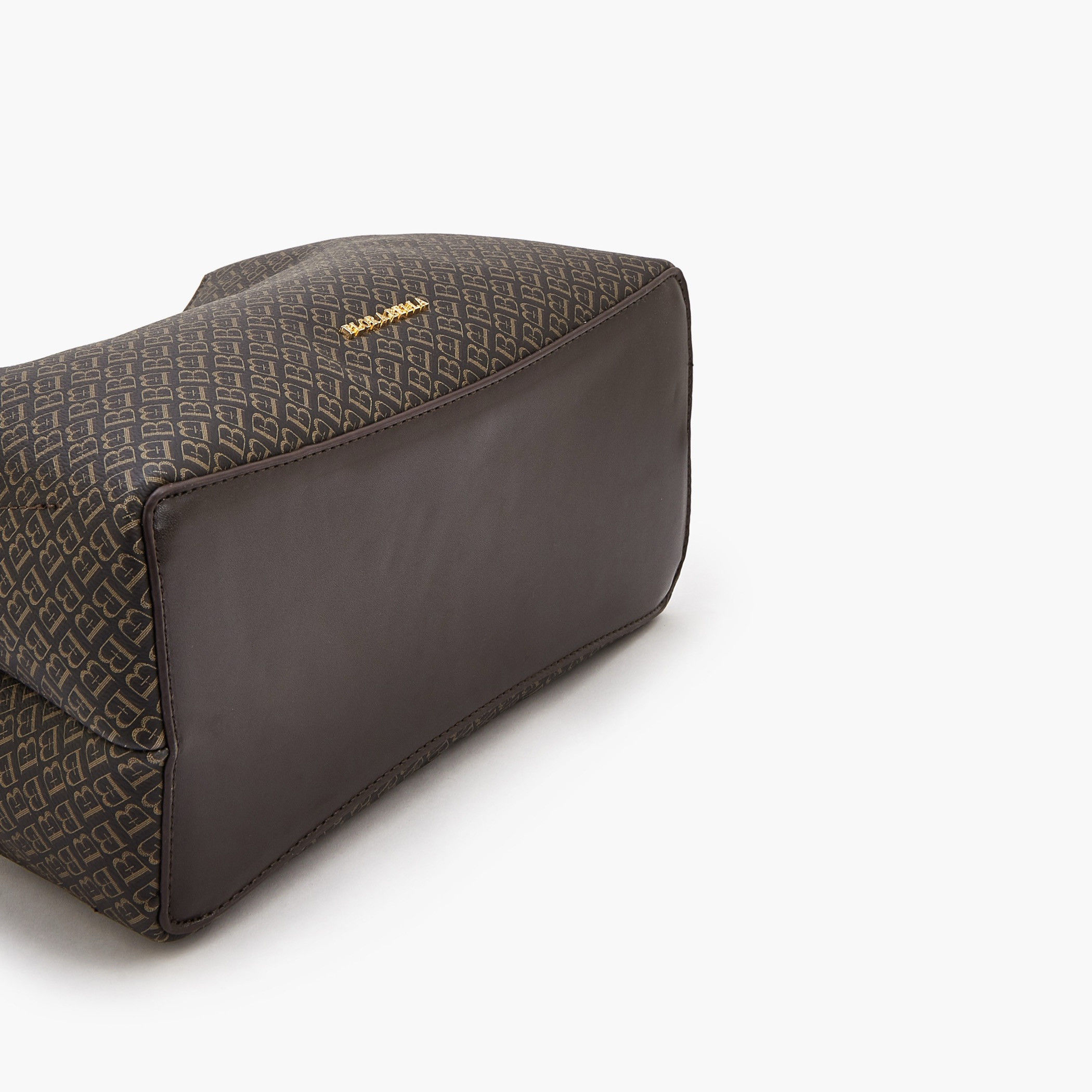 شنطة يد بطبعات مونوجرام مع حزام قابل للفصل من فلورا بيلا-women-bagsandwallets-handbags-image-13