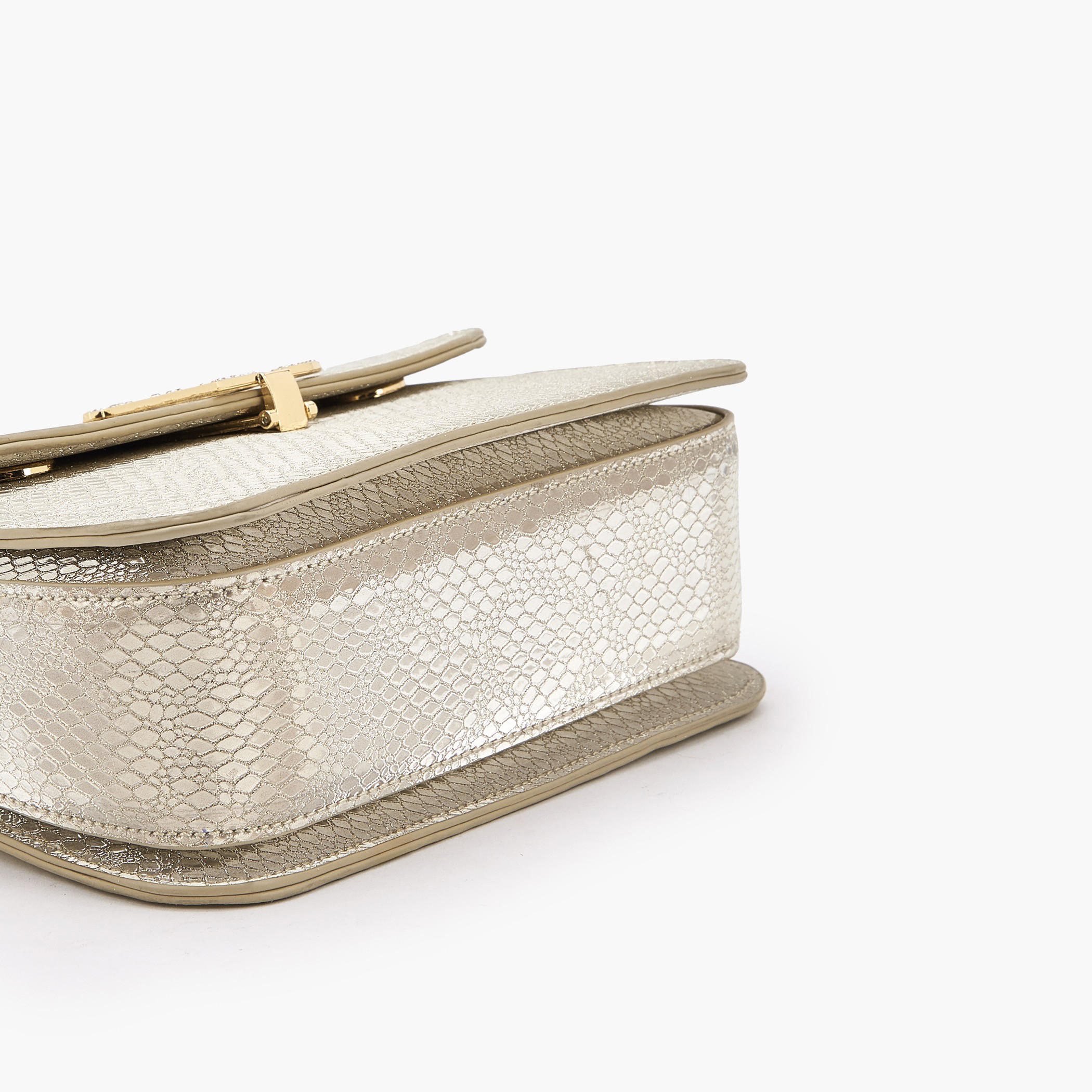 Flora Bella Textured Crossbody Bag with Chain Strap-women-bagsandwallets-handbags-image-6