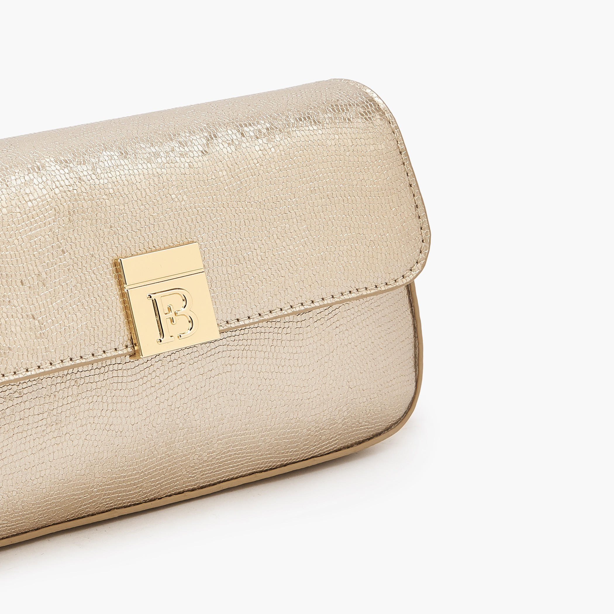 شنطة كروس بودي بارزة الملمس بحزام سلسلة من فلورا بيلا-women-bagsandwallets-handbags-image-4