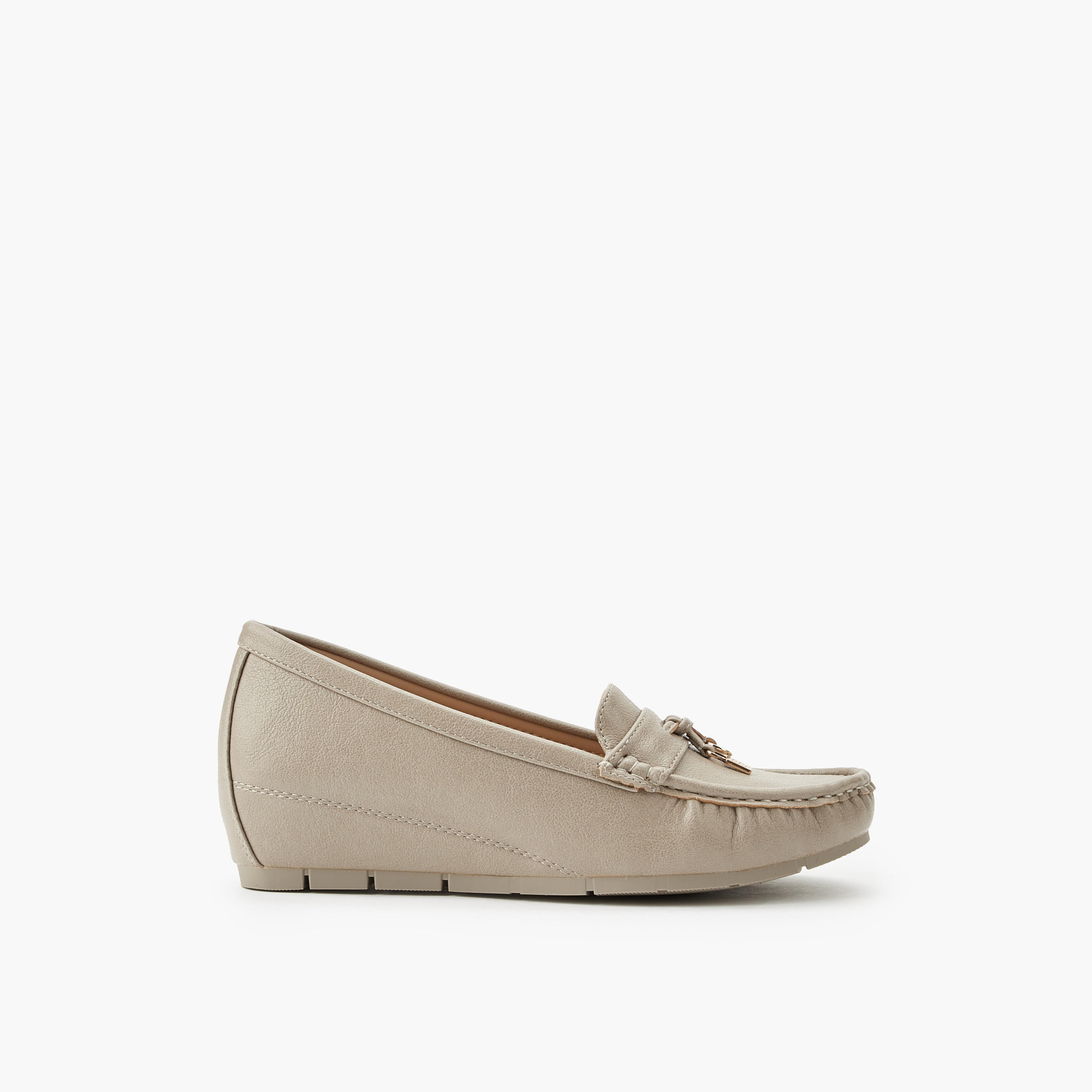حذاء لوفر بكعب ويدج للنساء من فلورا بيلا-women-shoes-heels-image-9