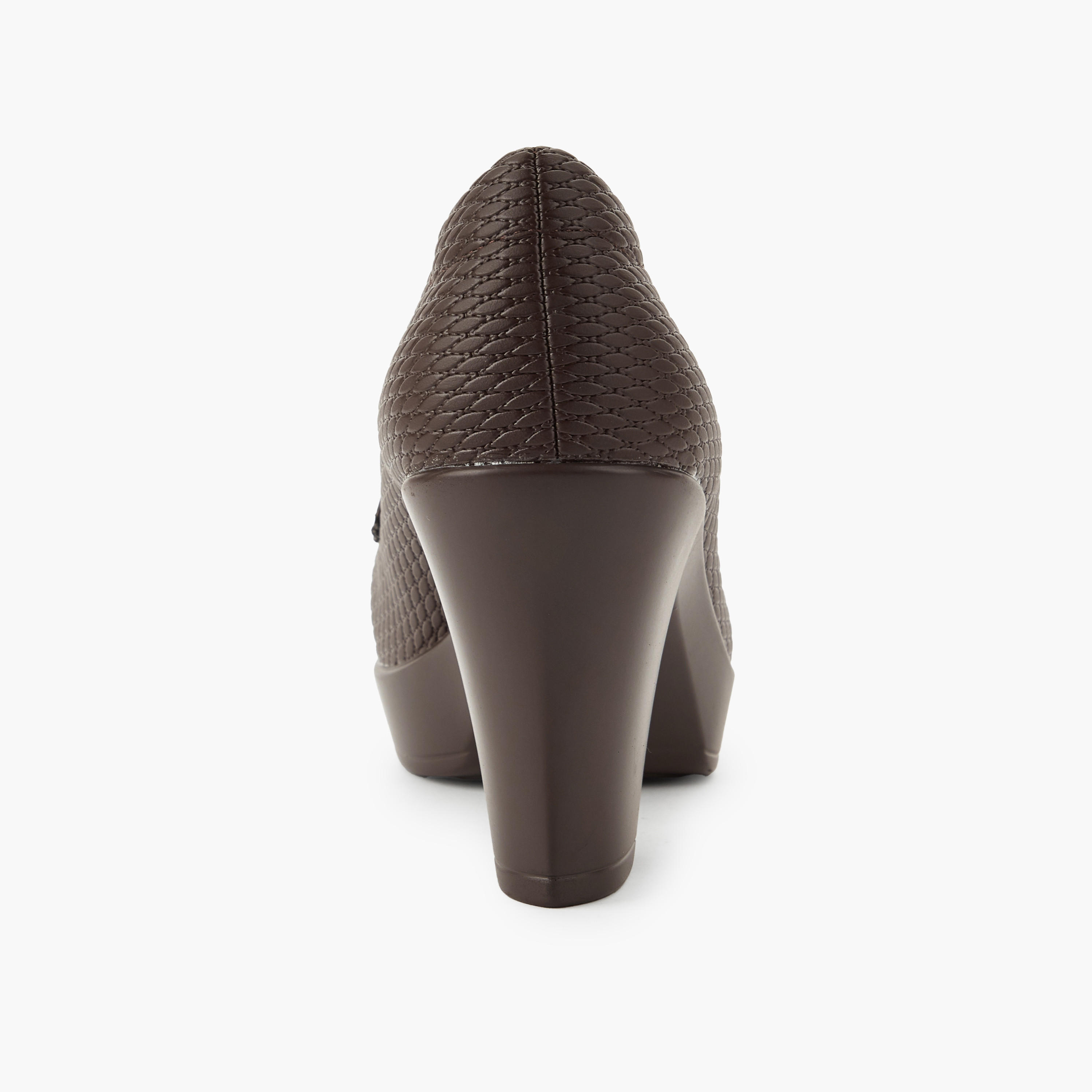 حذاء كلاسيكي بكعب سميك للنساء من فلورا بيلا-women-shoes-heels-image-4