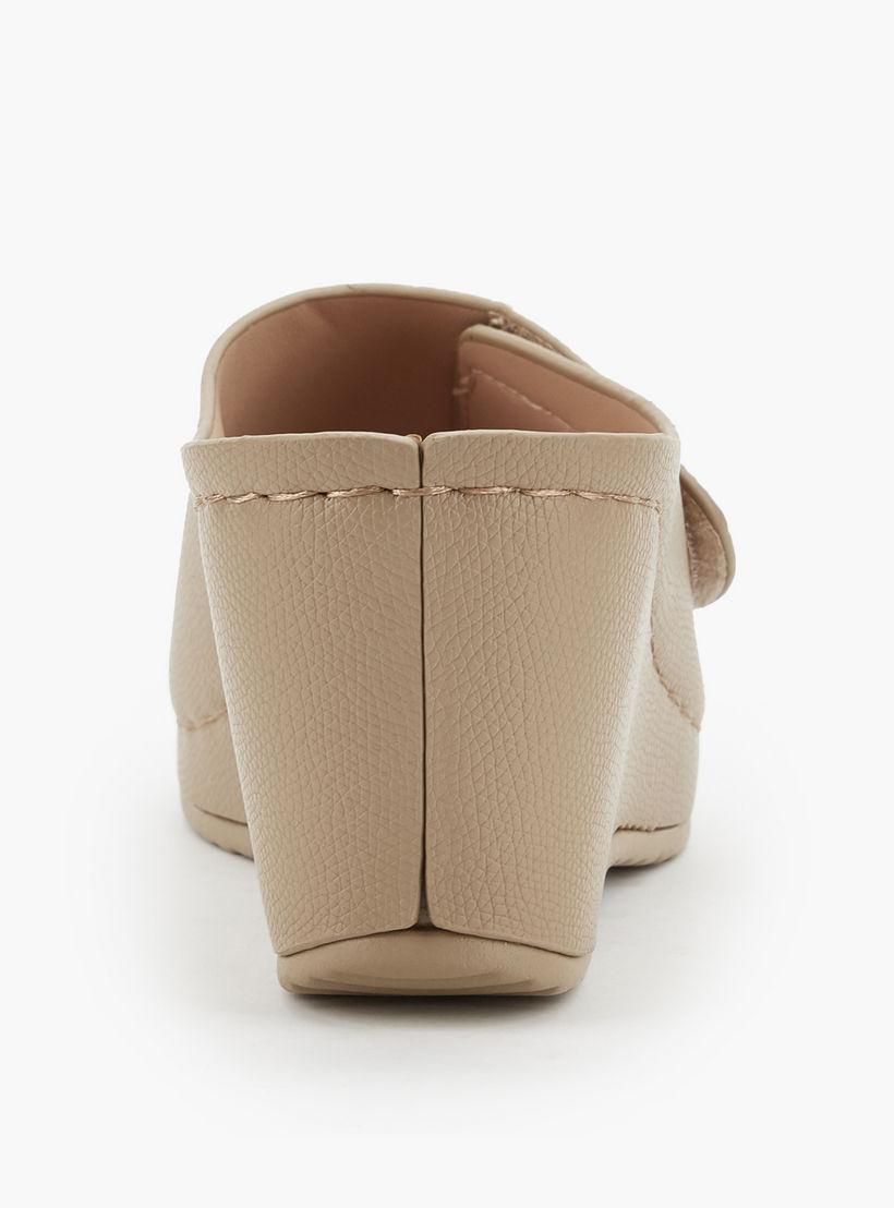 Flora Bella Women Textured Wedge Sandals-women-shoes-sandals-heeled-image-5