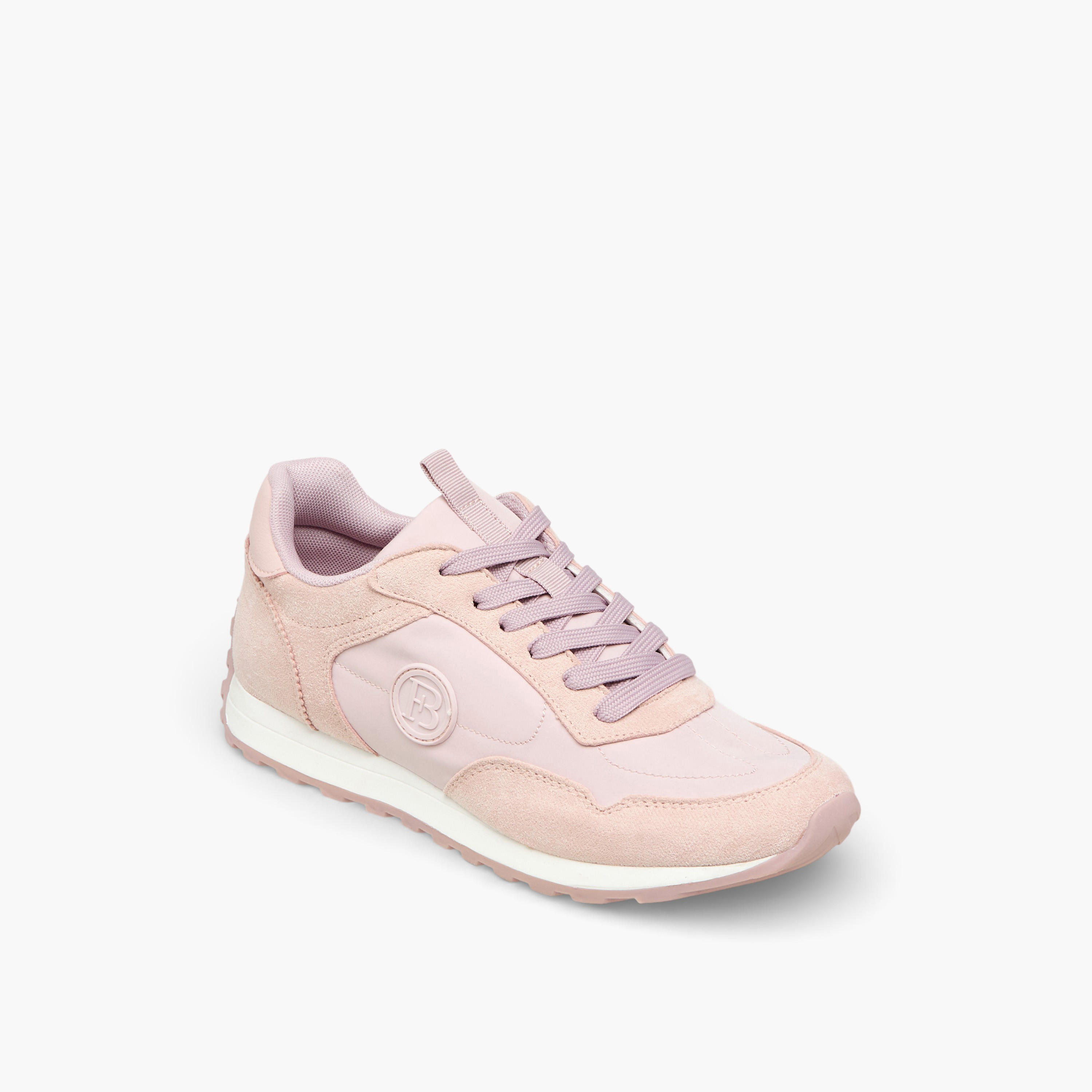 حذاء سنيكرز برباط إغلاق للنساء من فلورا بيلا-women-shoes-sneakers-image-2