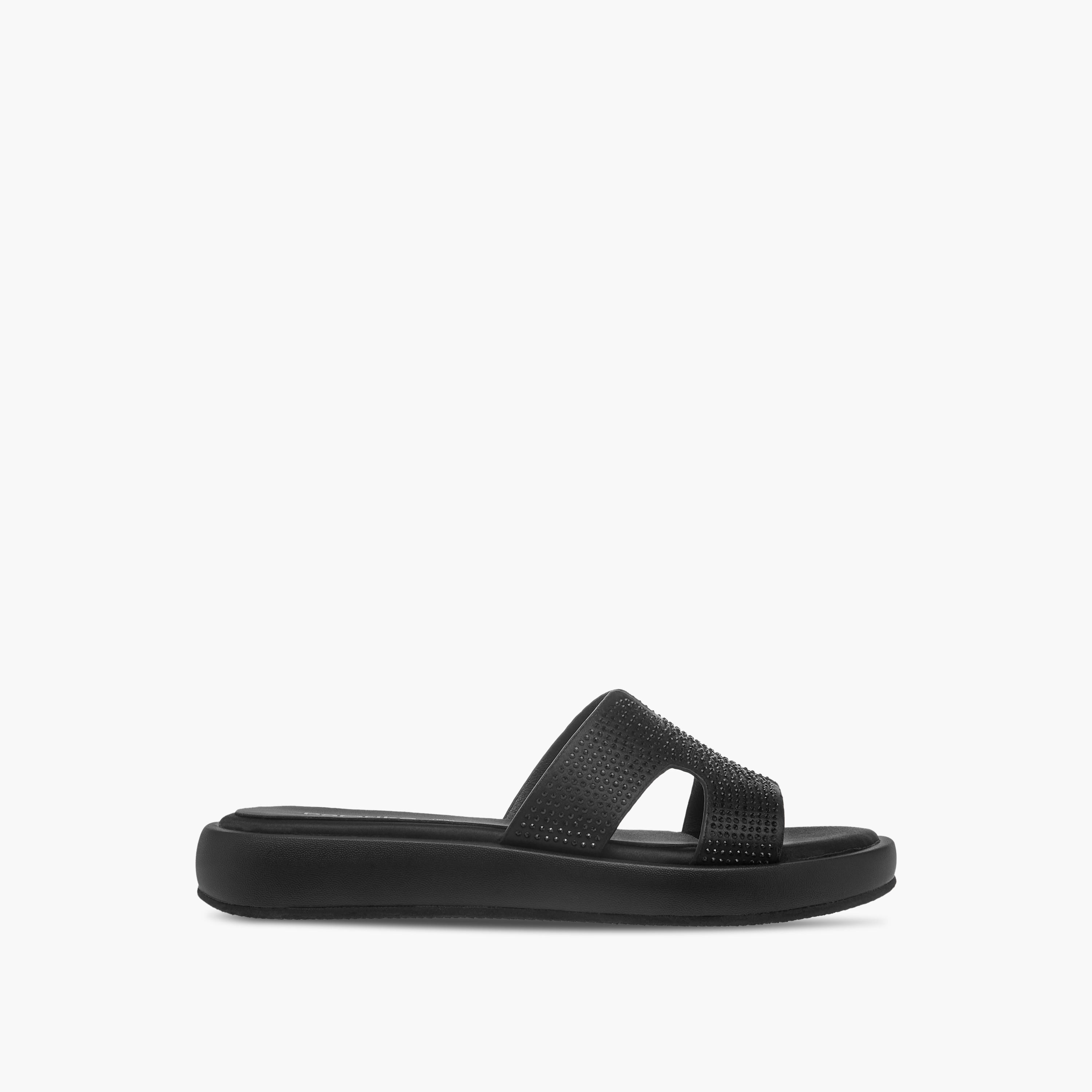 صندل مريح مزين سهل الارتداء من بابريكا-women-shoes-flats-sandals-image-3