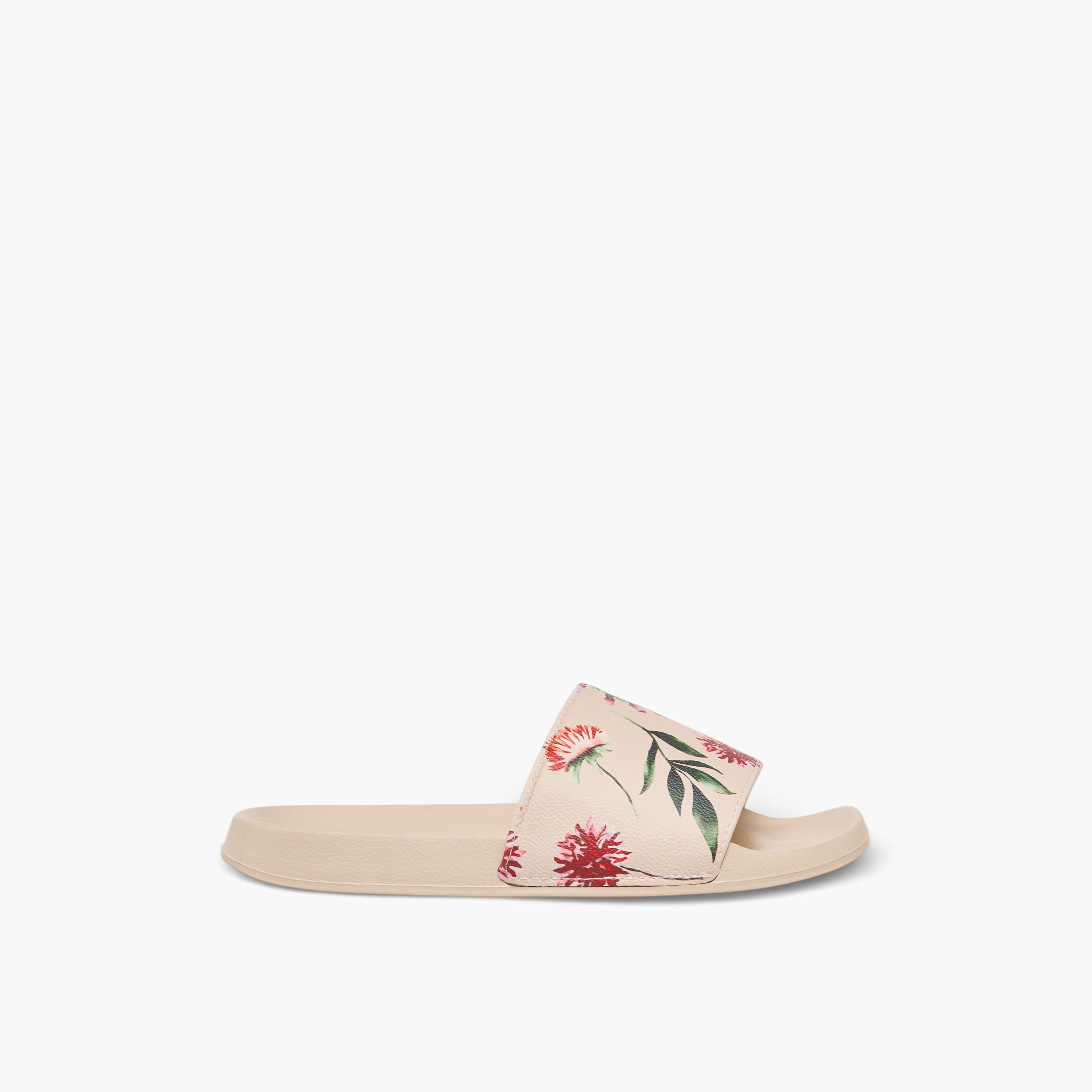 شبشب بطبعات للنساء من فلورا بيلا-women-shoes-flipflopsandslides-image-2