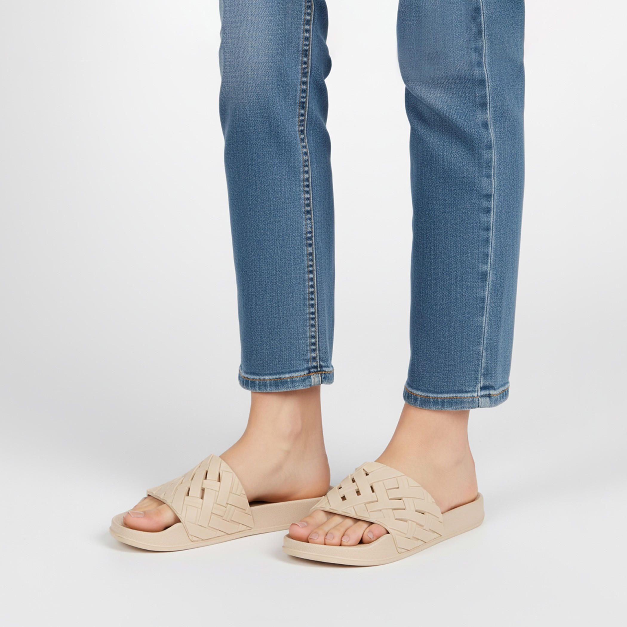 Flora Bella Women Weave Textured Slides-women-shoes-flipflopsandslides-image-2