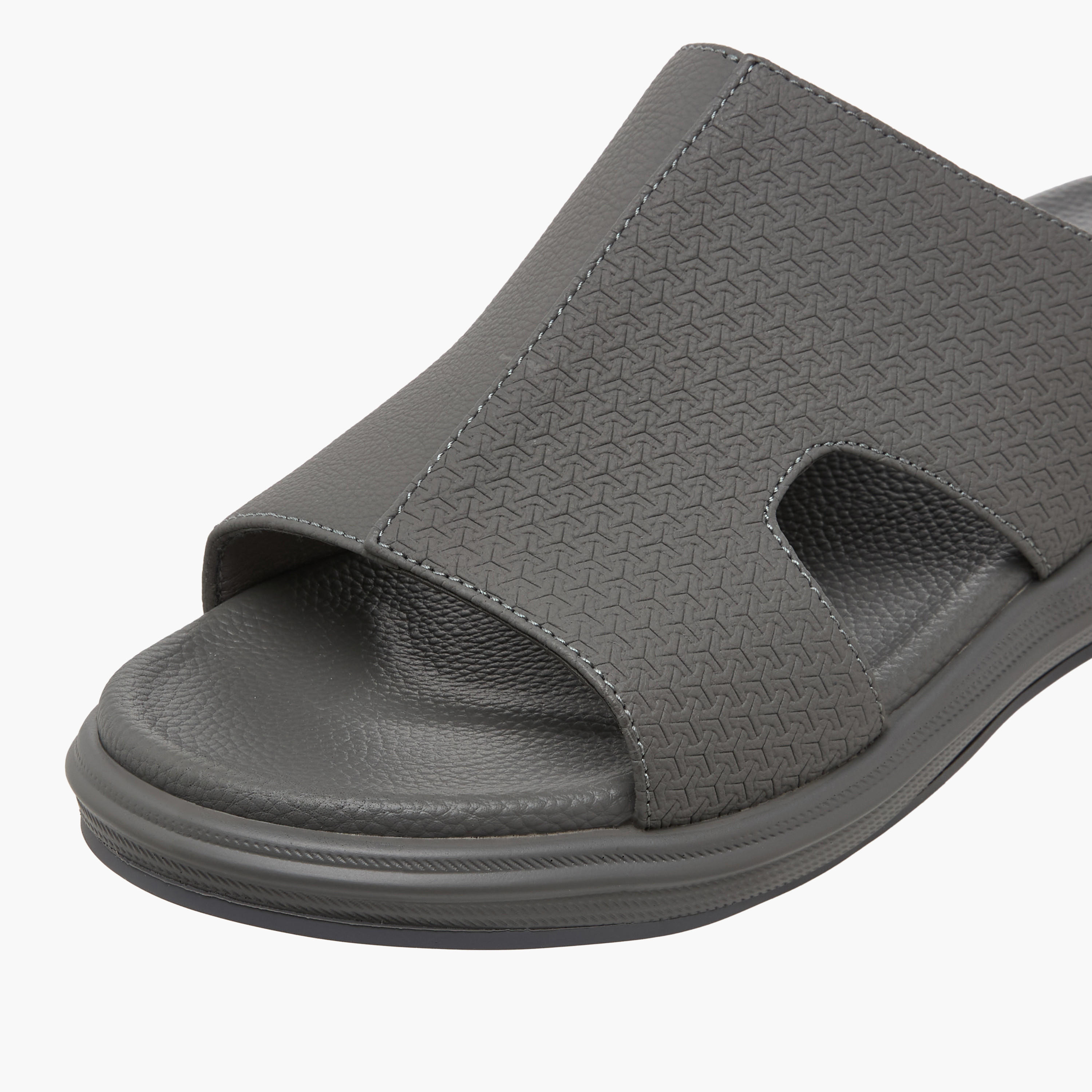 Le Confort Men Textured Slip-On Comfort Sandals-men-shoes-sandals-image-4