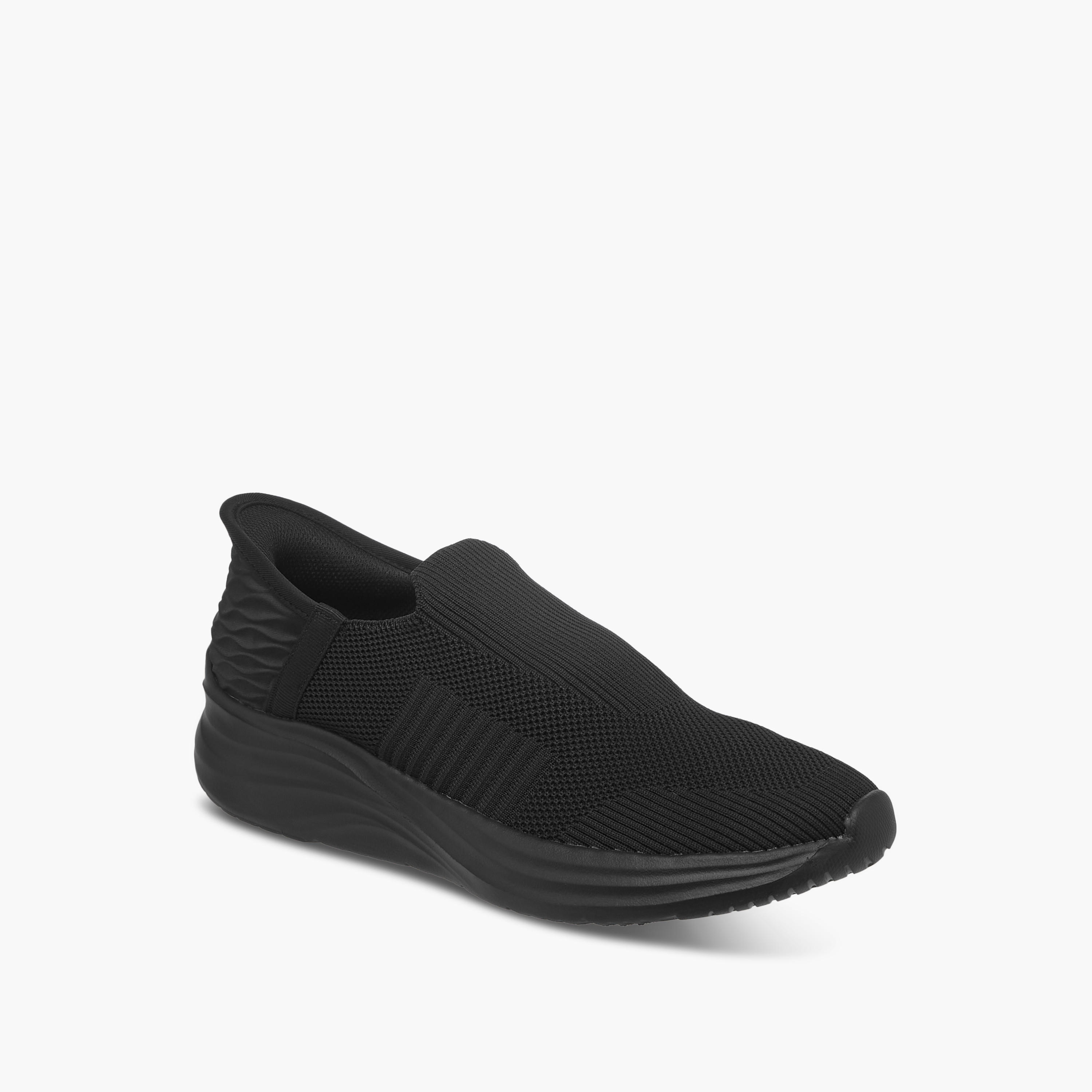 حذاء سنيكرز سهل الارتداء وبارز الملمس من أل بي أل من شو إكسبريس-men-shoes-sneakers-image-2