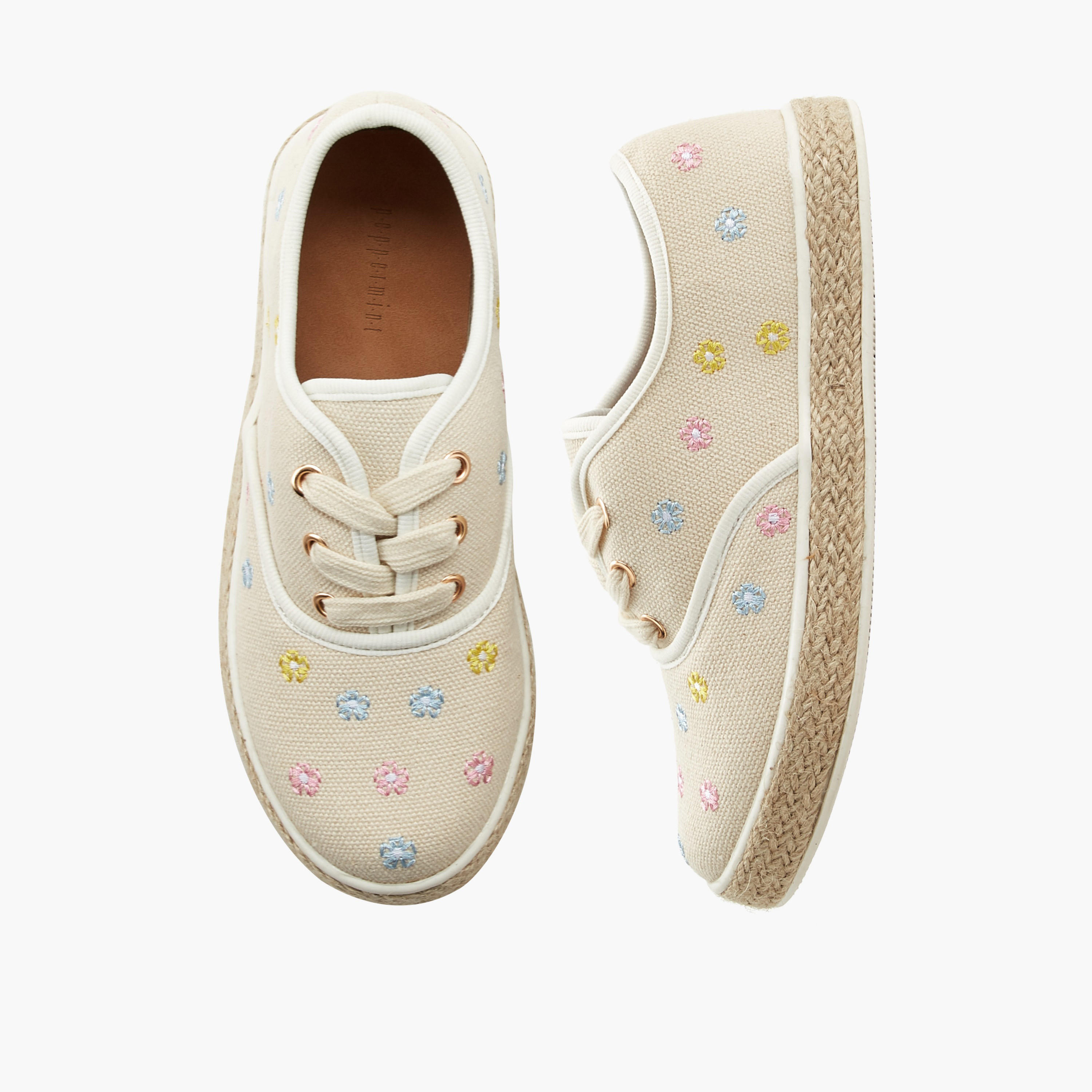 حذاء سنيكرز إسبادريل بتطريزات زهرية للبنات من بيبرمنت-girls-shoes-sneakers-image-1