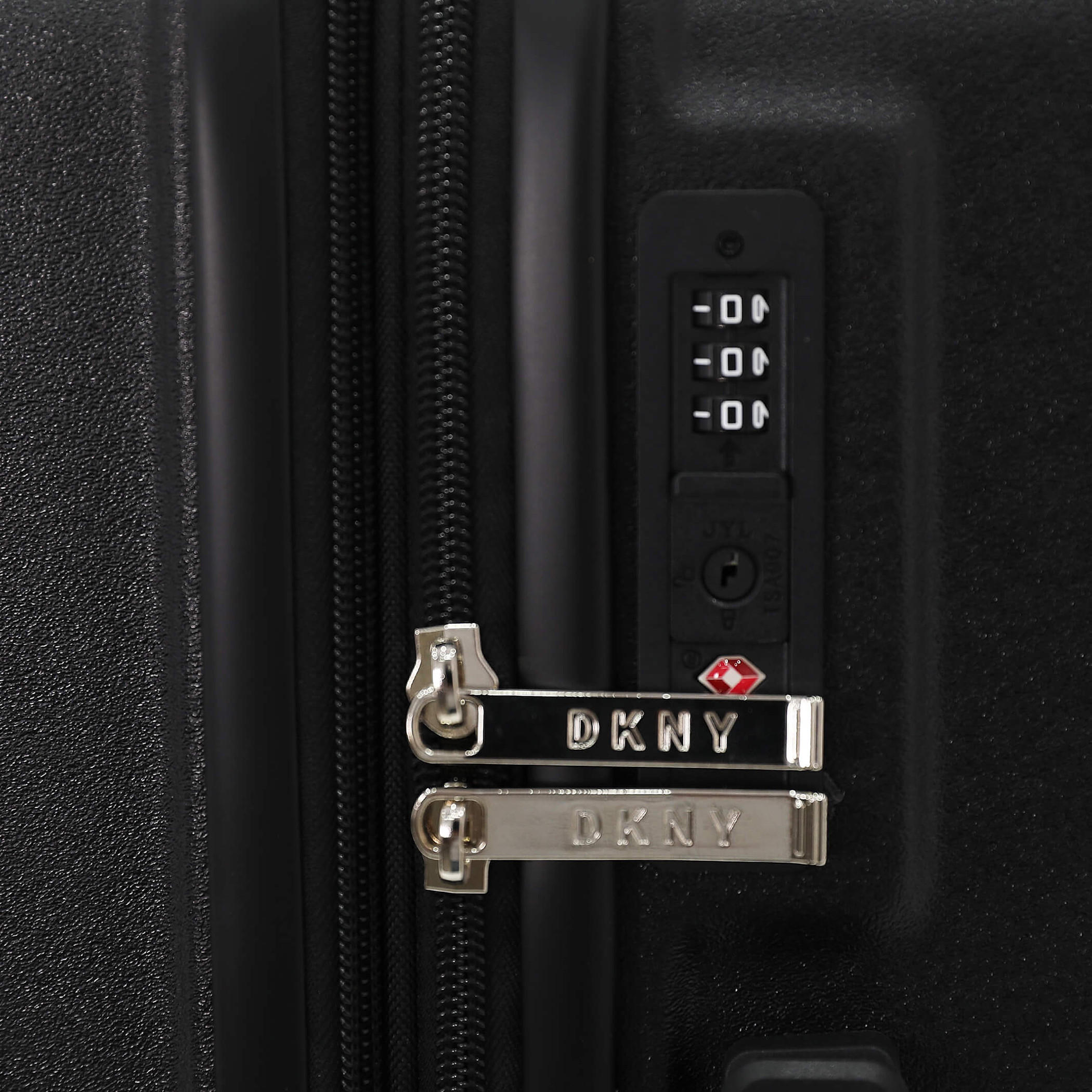 شنطة ترولي صلبة بـ4 عجلات بمقبض قابل للسحب من دي كي إن واي-travel-luggagesandbags-luggage-image-6