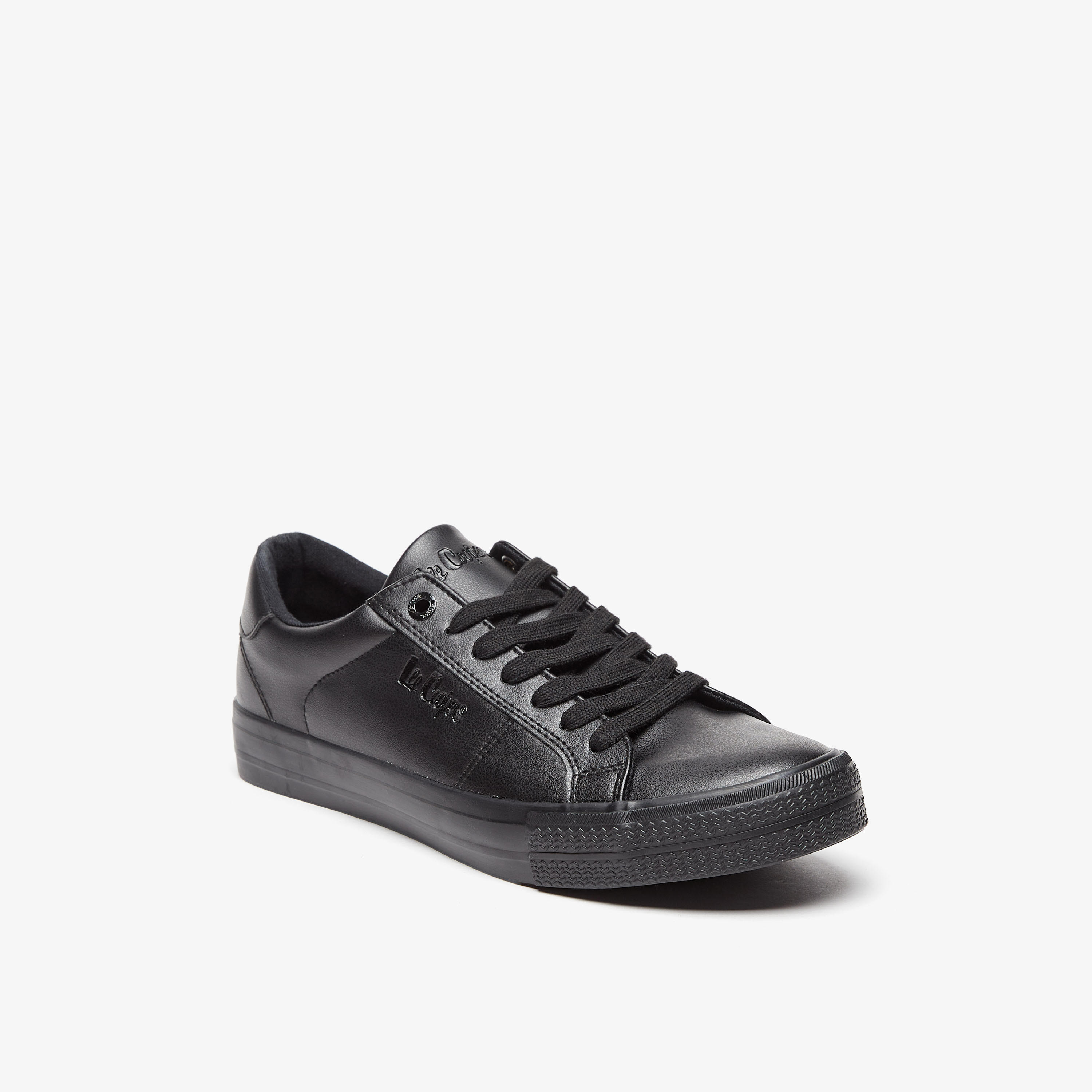 حذاء سنيكرز سادة بكاحل منخفض ورباط إغلاق للرجال من لي كوبر-men-shoes-sneakers-image-1