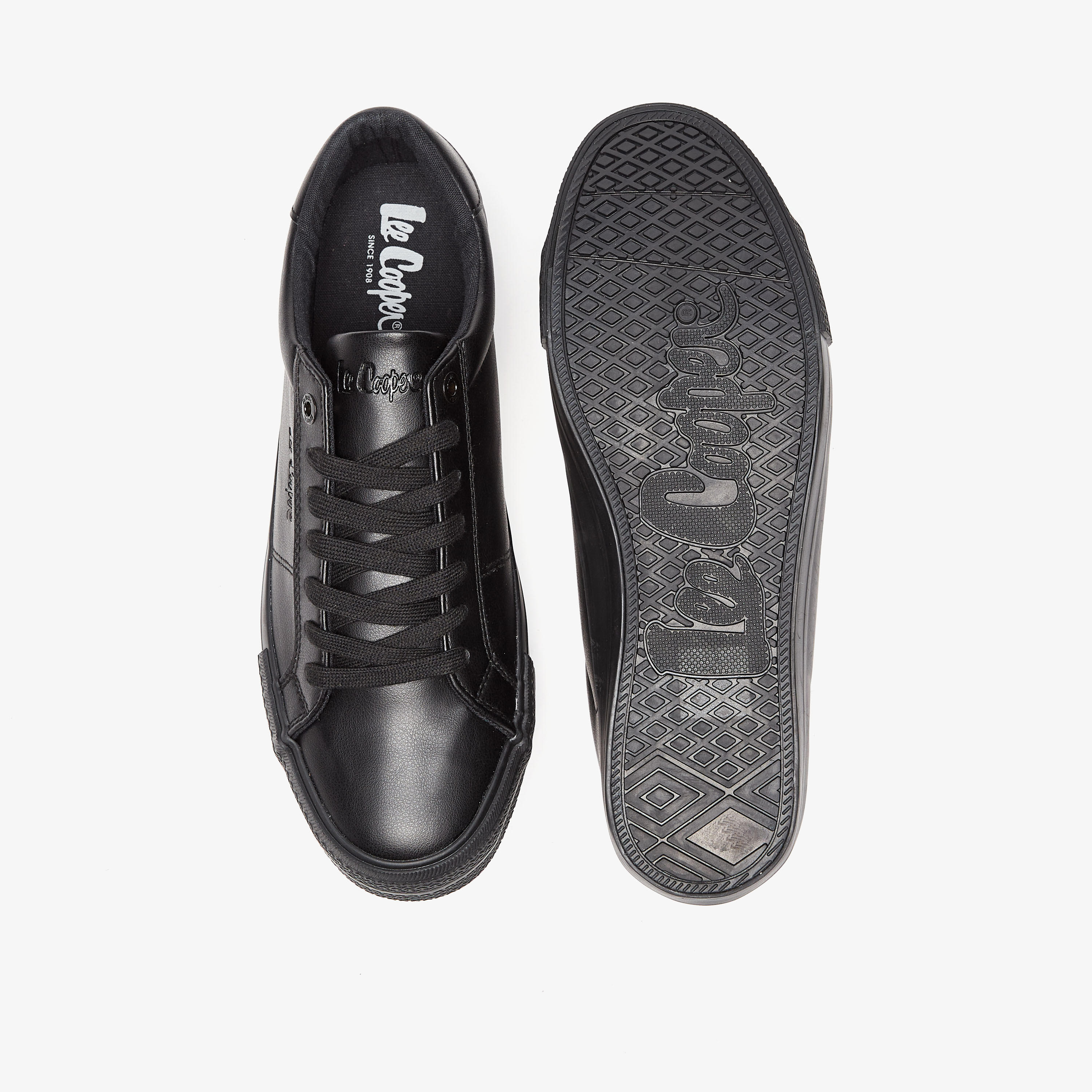 حذاء سنيكرز سادة بكاحل منخفض ورباط إغلاق للرجال من لي كوبر-men-shoes-sneakers-image-4