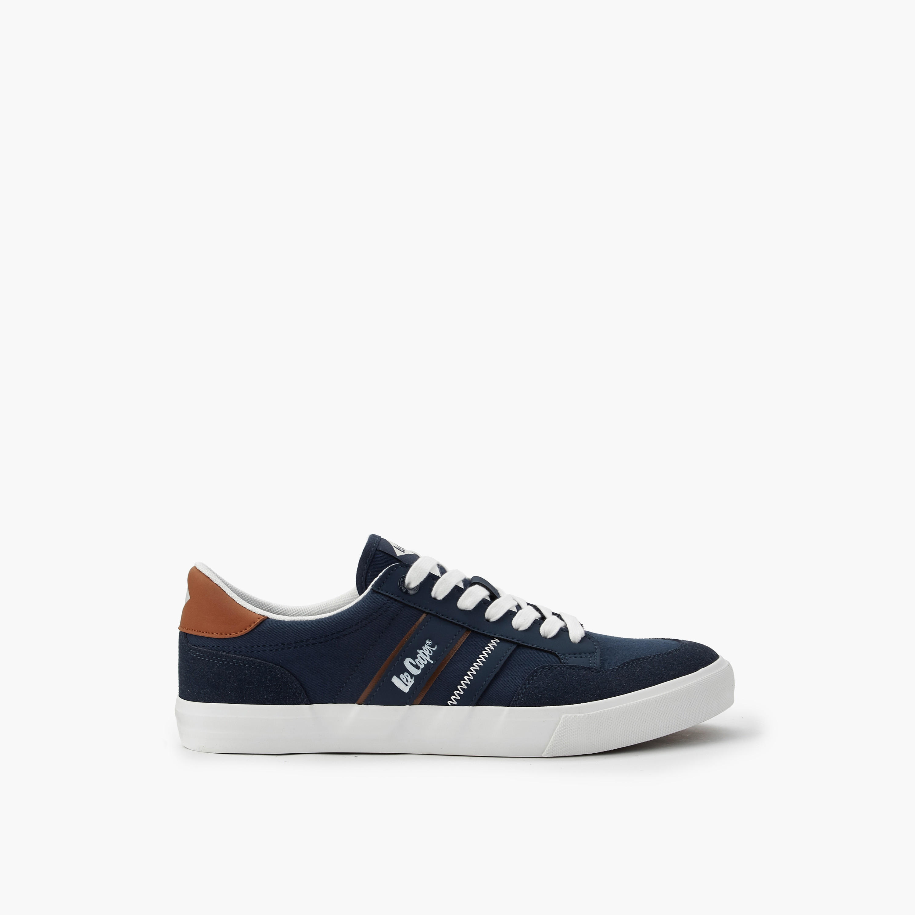 حذاء سنيكرز بطول الكاحل ورباط إغلاق للرجال من لي كوبر-men-shoes-sneakers-image-2