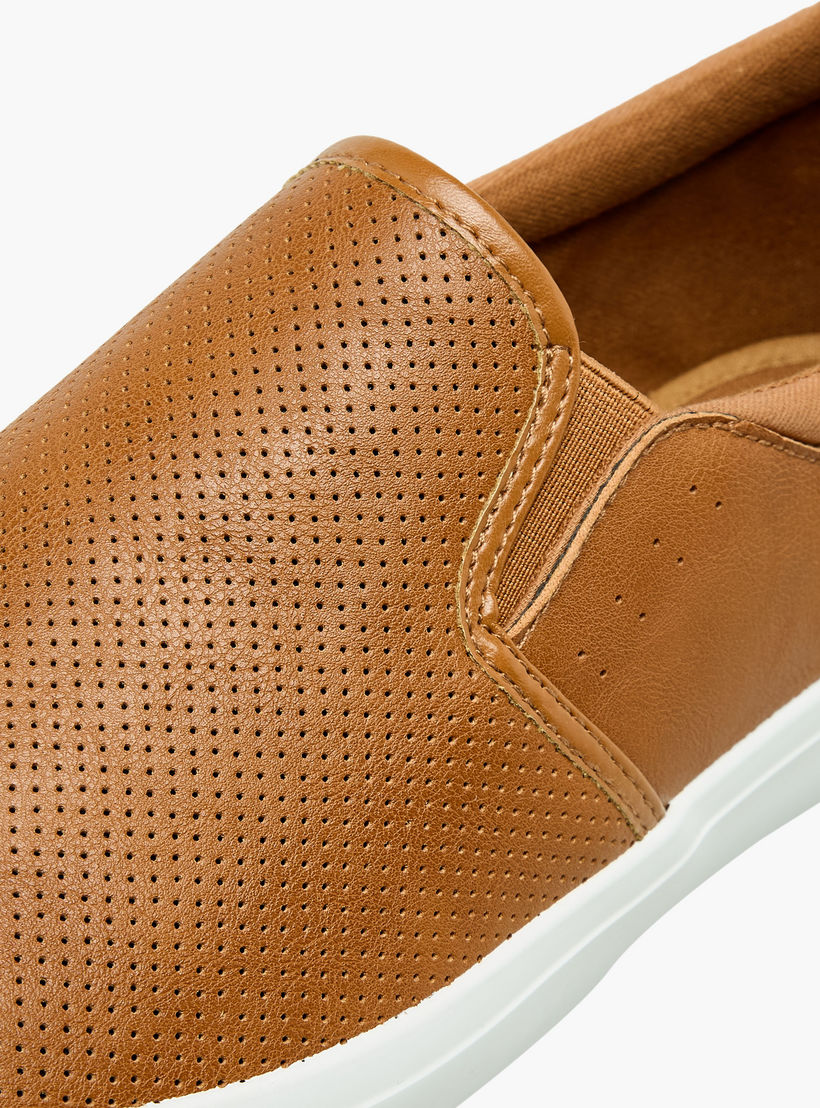 Lee Cooper Men Slip-On Loafers-men-shoes-sneakers-image-4