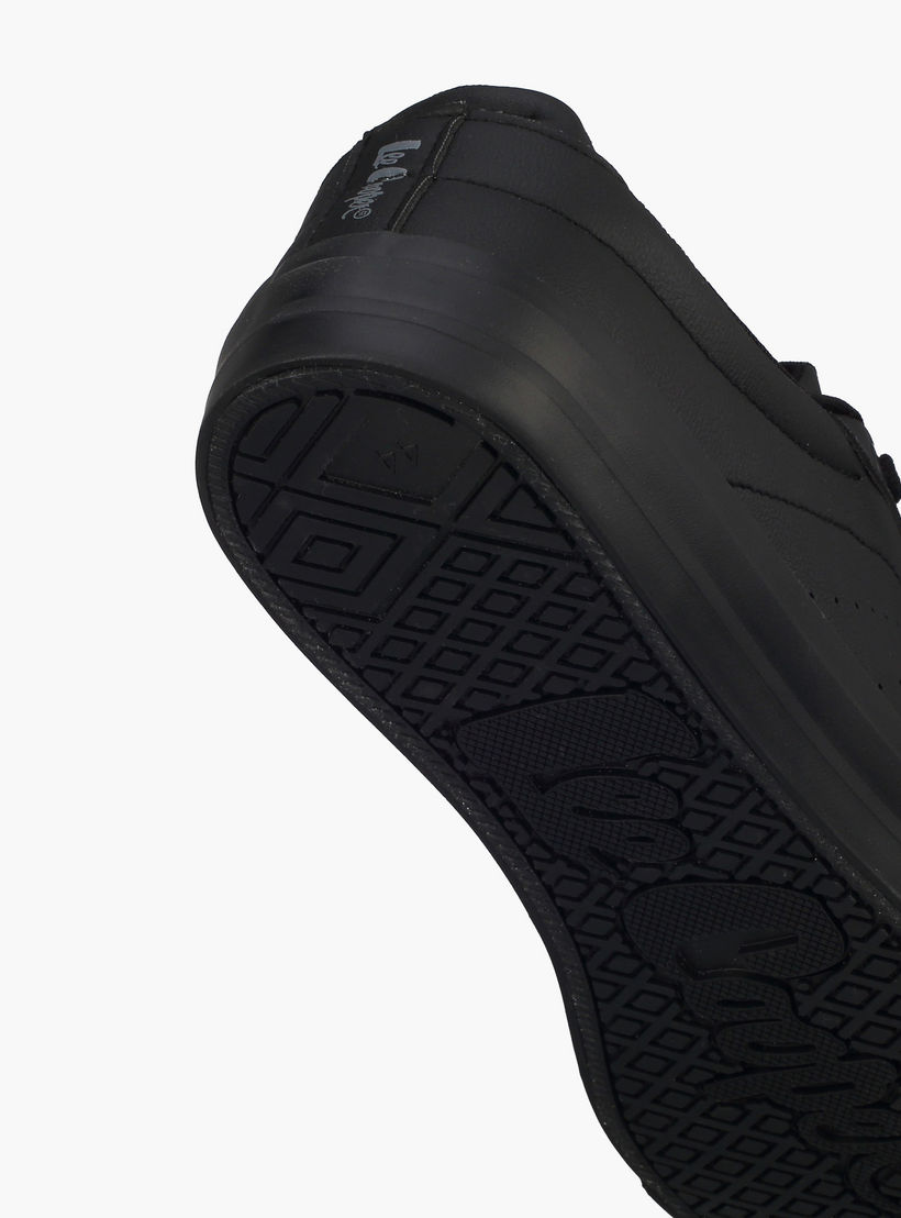 حذاء سنيكرز بطول الكاحل ورباط إغلاق للرجال من لي كوبر-men-shoes-sneakers-image-5