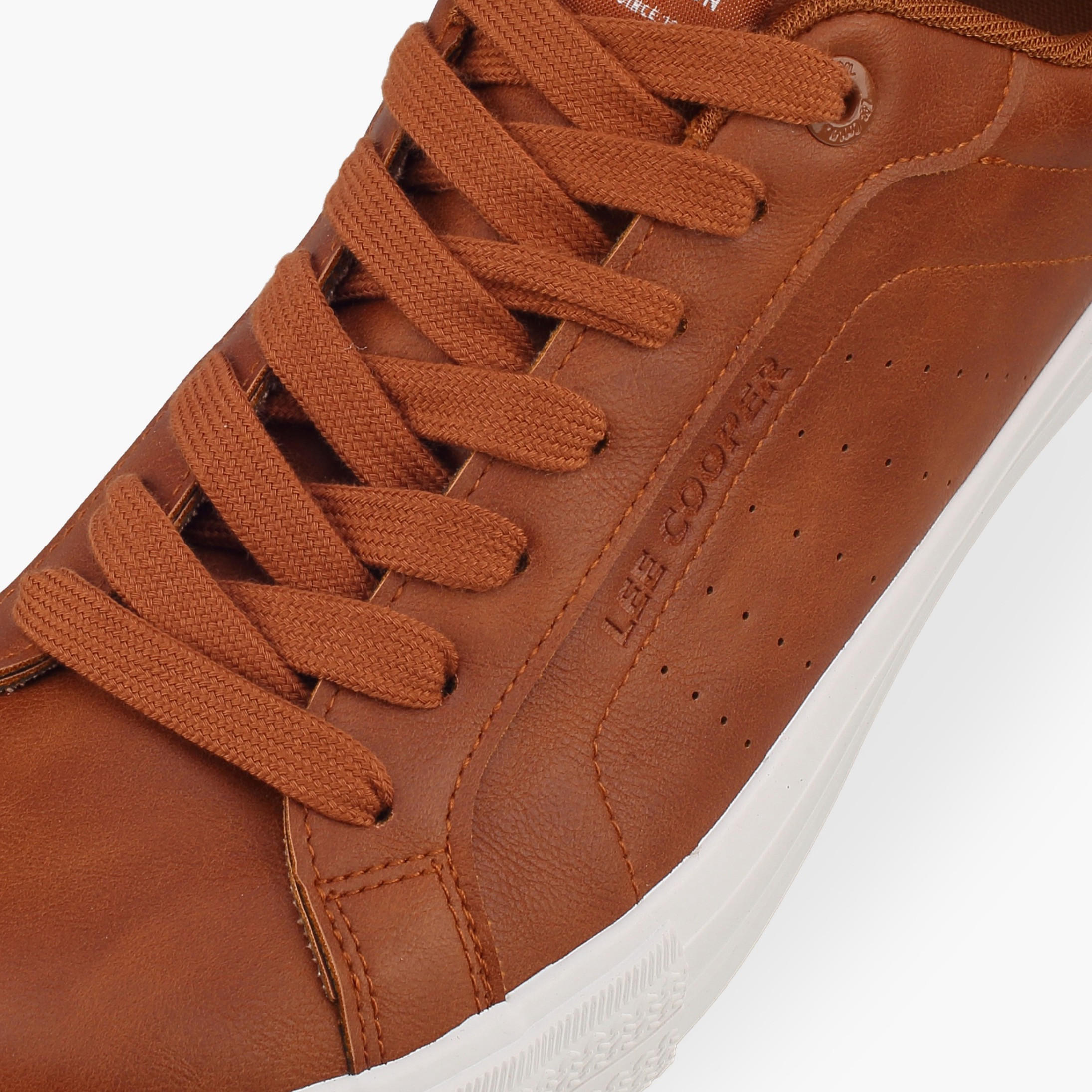 حذاء سنيكرز بطول الكاحل ورباط إغلاق للرجال من لي كوبر-men-shoes-sneakers-image-4