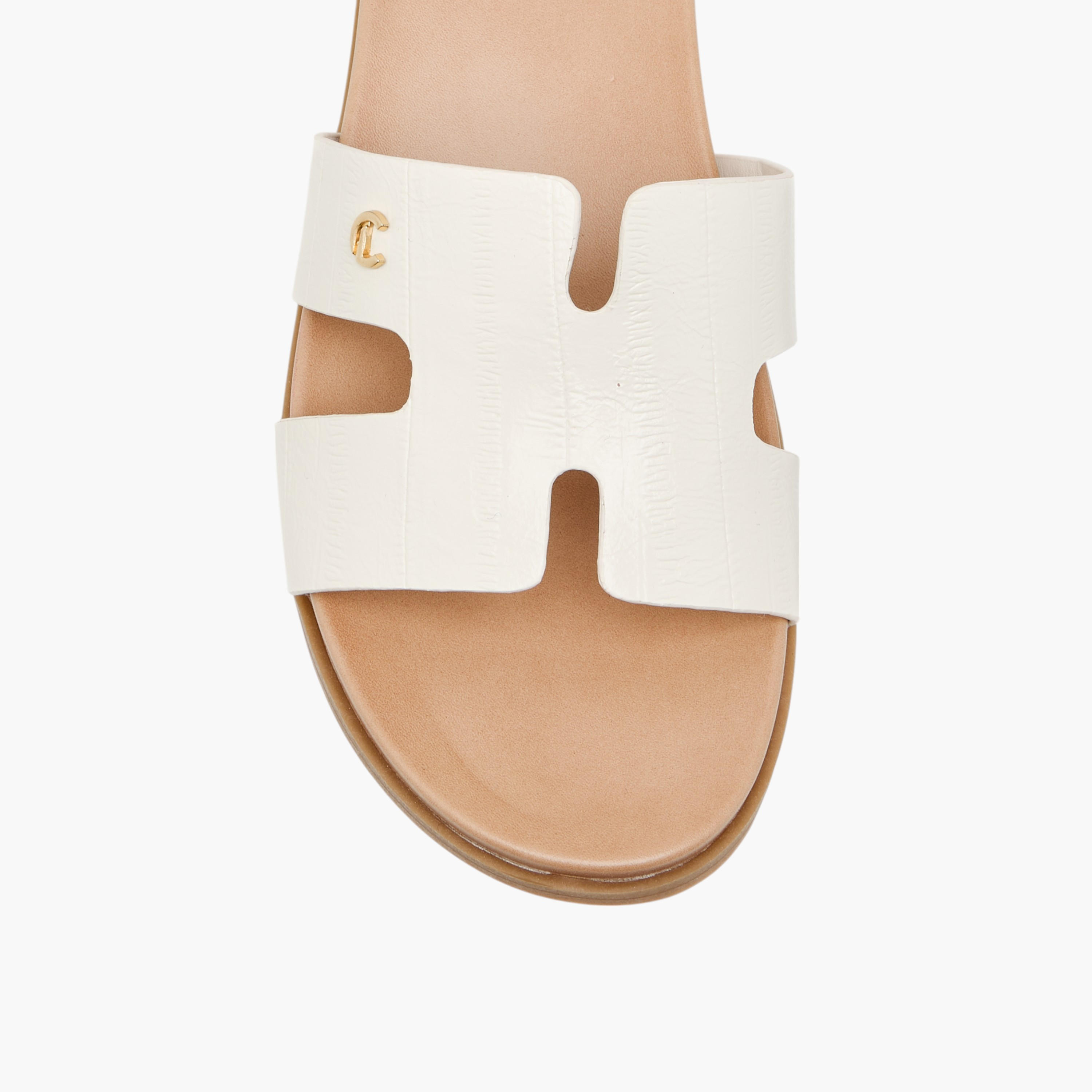 صندل سهل الارتداء بارز الملمس من لو كونفورت-women-shoes-flats-sandals-image-2