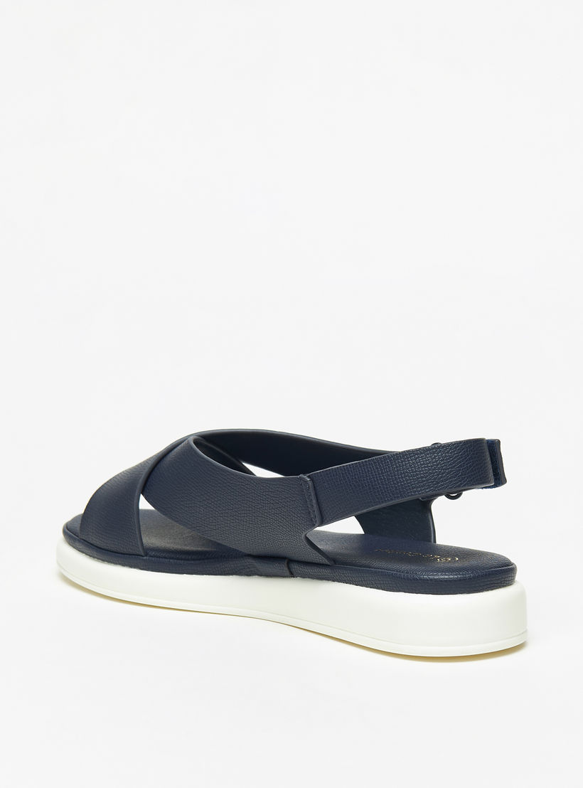 صندل مريح بارز الملمس بشريط إغلاق للنساء من لو كونفورت-women-shoes-flats-sandals-image-2