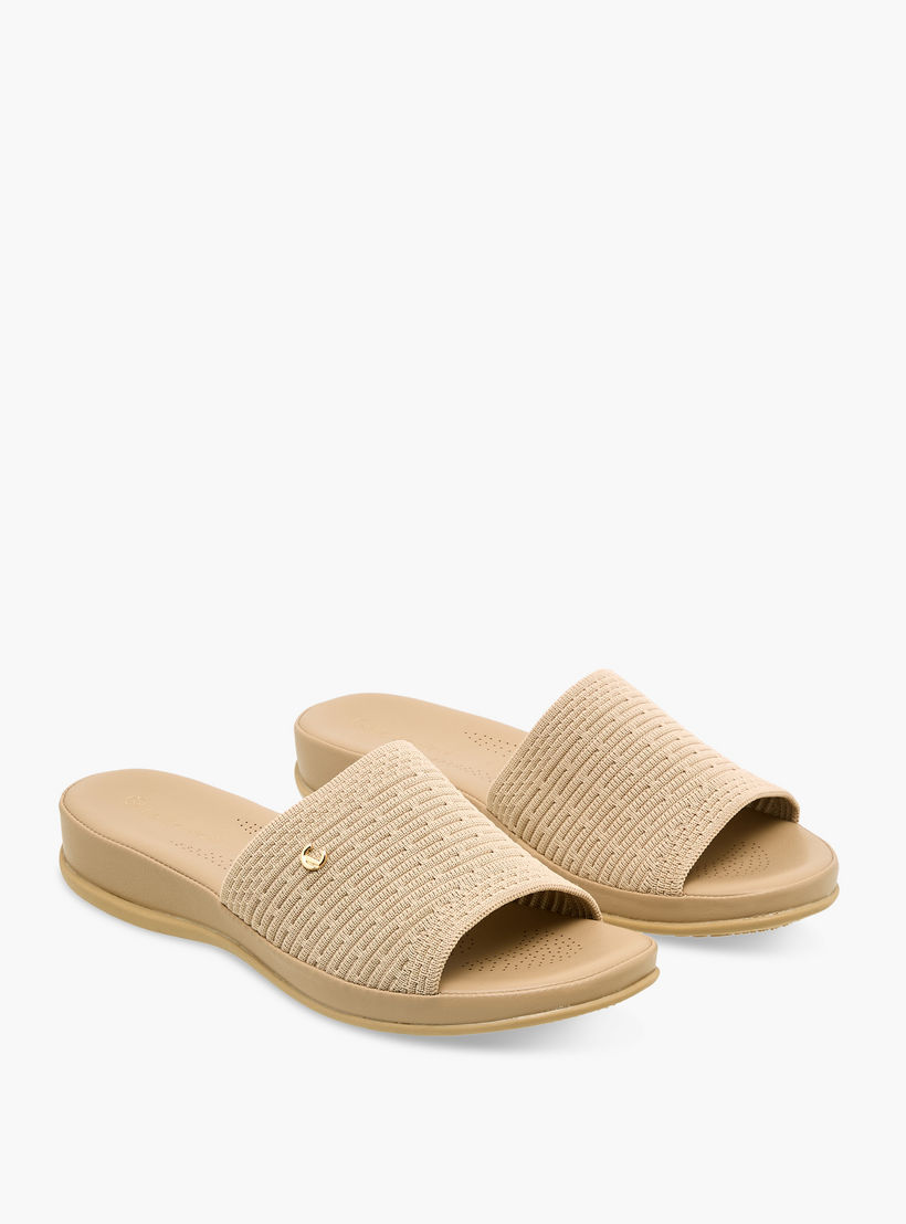 Le Confort Women Flyknit Textured Sandals-women-shoes-flats-sandals-image-1