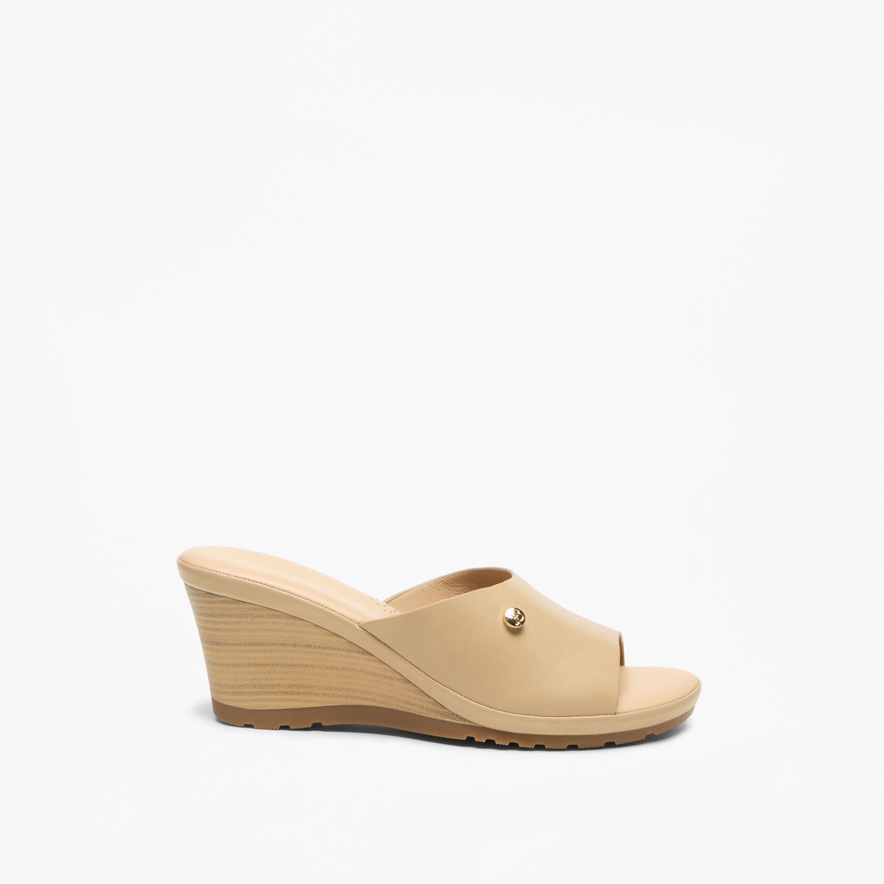 صندل سهل الارتداء بكعب ويدج وزينة شعار من فلورا بيلا-women-shoes-sandals-heeled-image-2