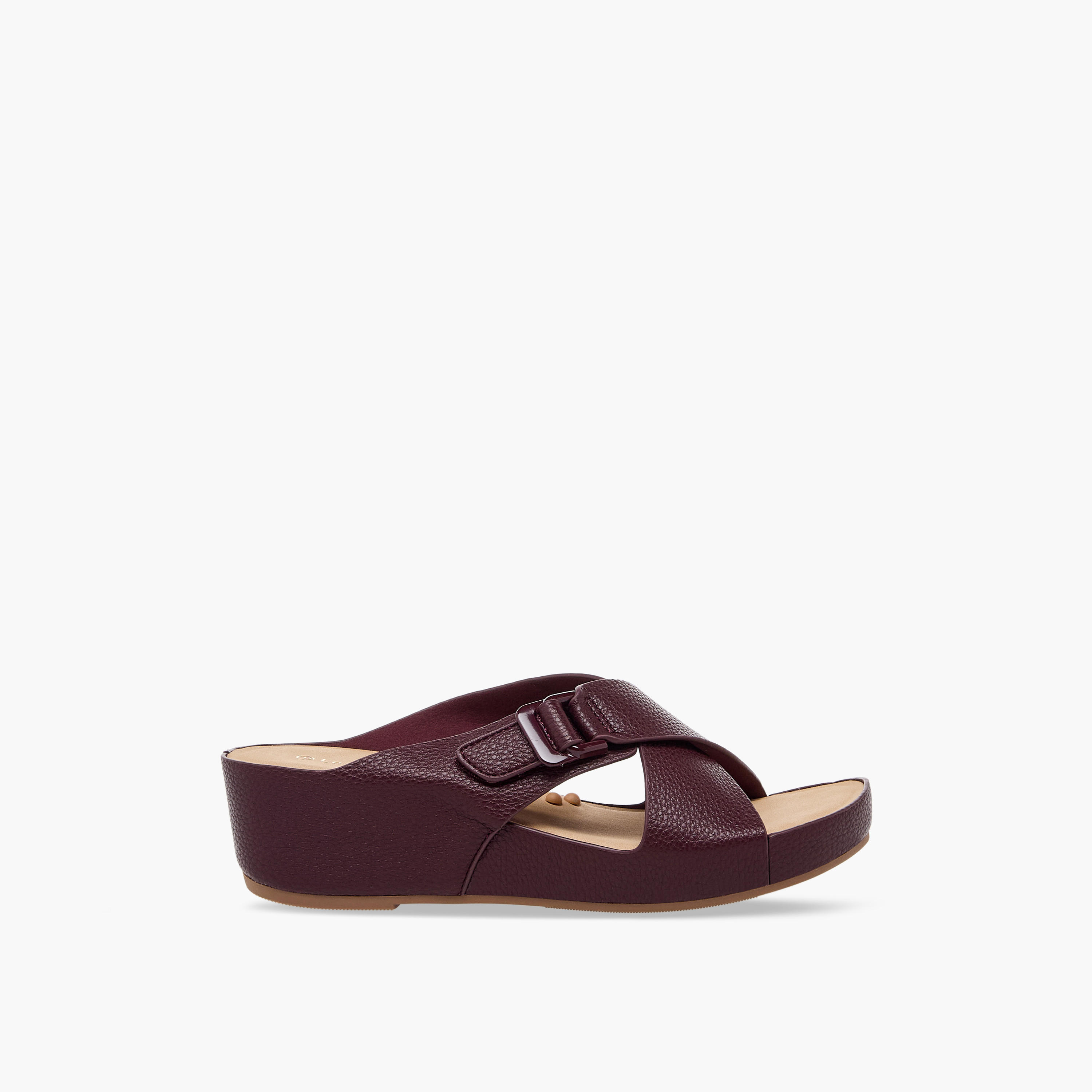 Le Confort Women Textured Cross Strap Wedge Sandals-women-shoes-sandals-heeled-image-3