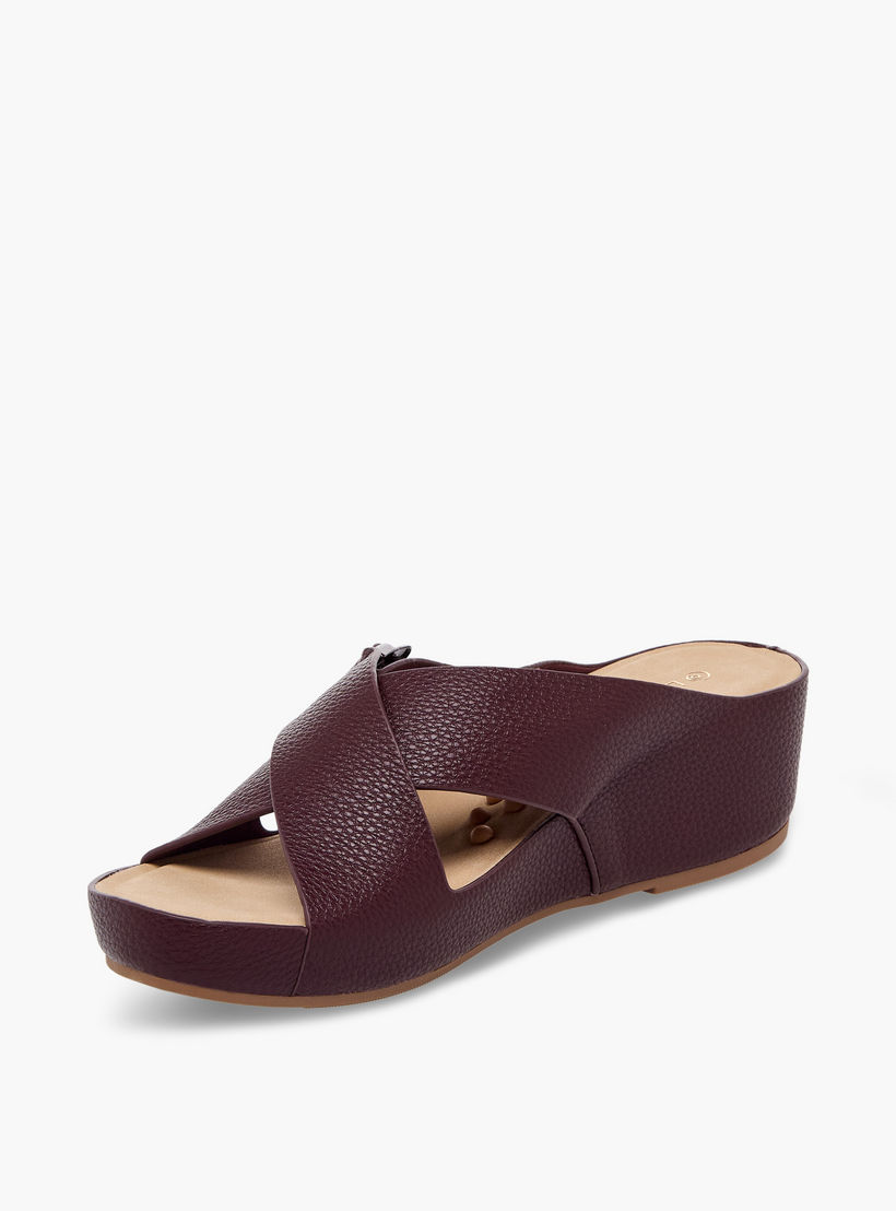 Le Confort Women Textured Cross Strap Wedge Sandals-women-shoes-sandals-heeled-image-4