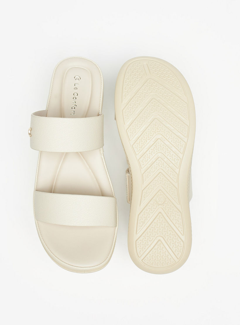 صندل سهل الارتداء بارز الملمس بمقدمة مفتوحة من لو كونفورت-women-shoes-flats-sandals-image-4