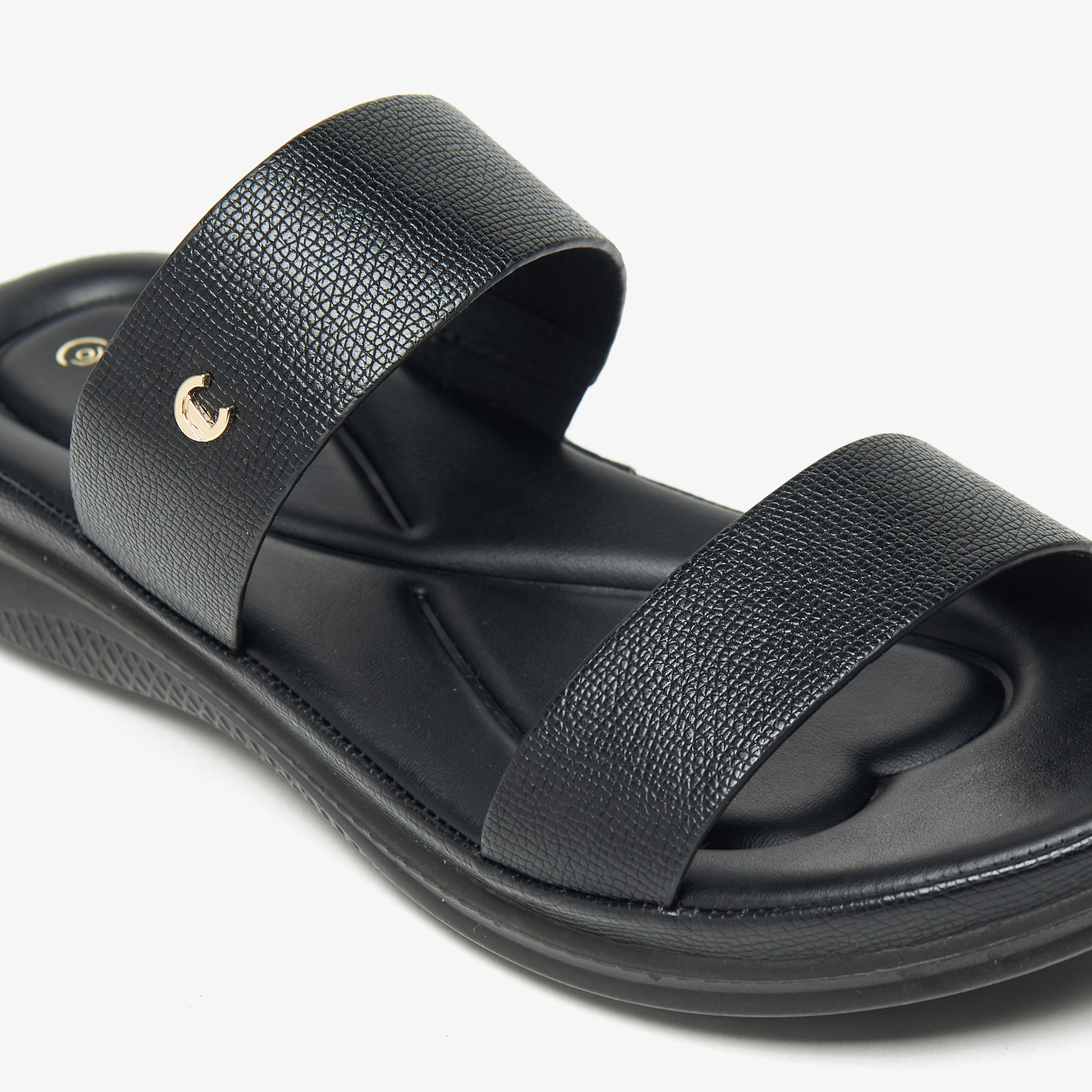 صندل سهل الارتداء بارز الملمس بمقدمة مفتوحة من لو كونفورت-women-shoes-flats-sandals-image-5
