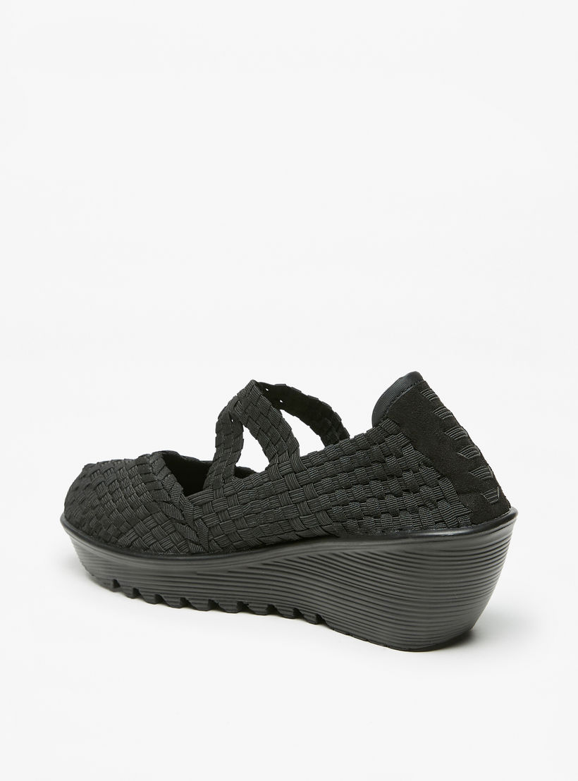 حذاء مريح بارز الملمس سهل الارتداء بكعب ويدج من فلورا بيلا-women-shoes-heels-image-2