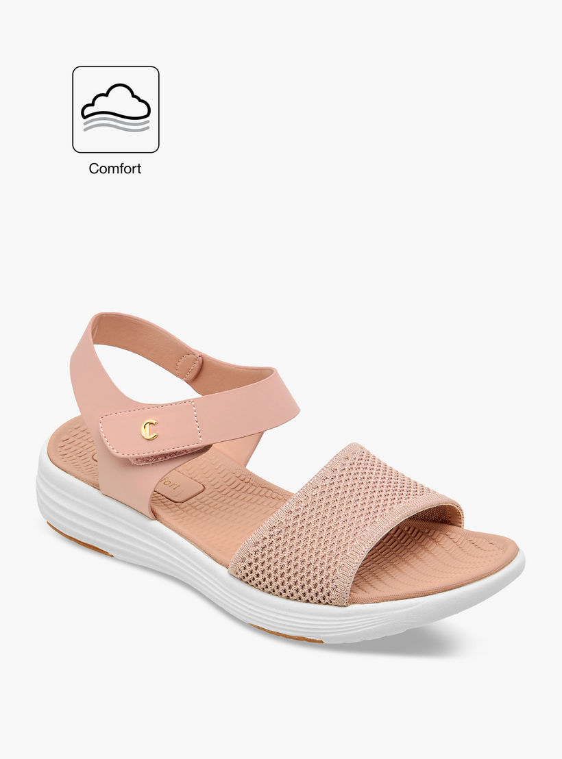 صندل مريح بارز الملمس بحزام وشريط إغلاق لاصق من لو كونفورت-women-shoes-flats-sandals-image-2