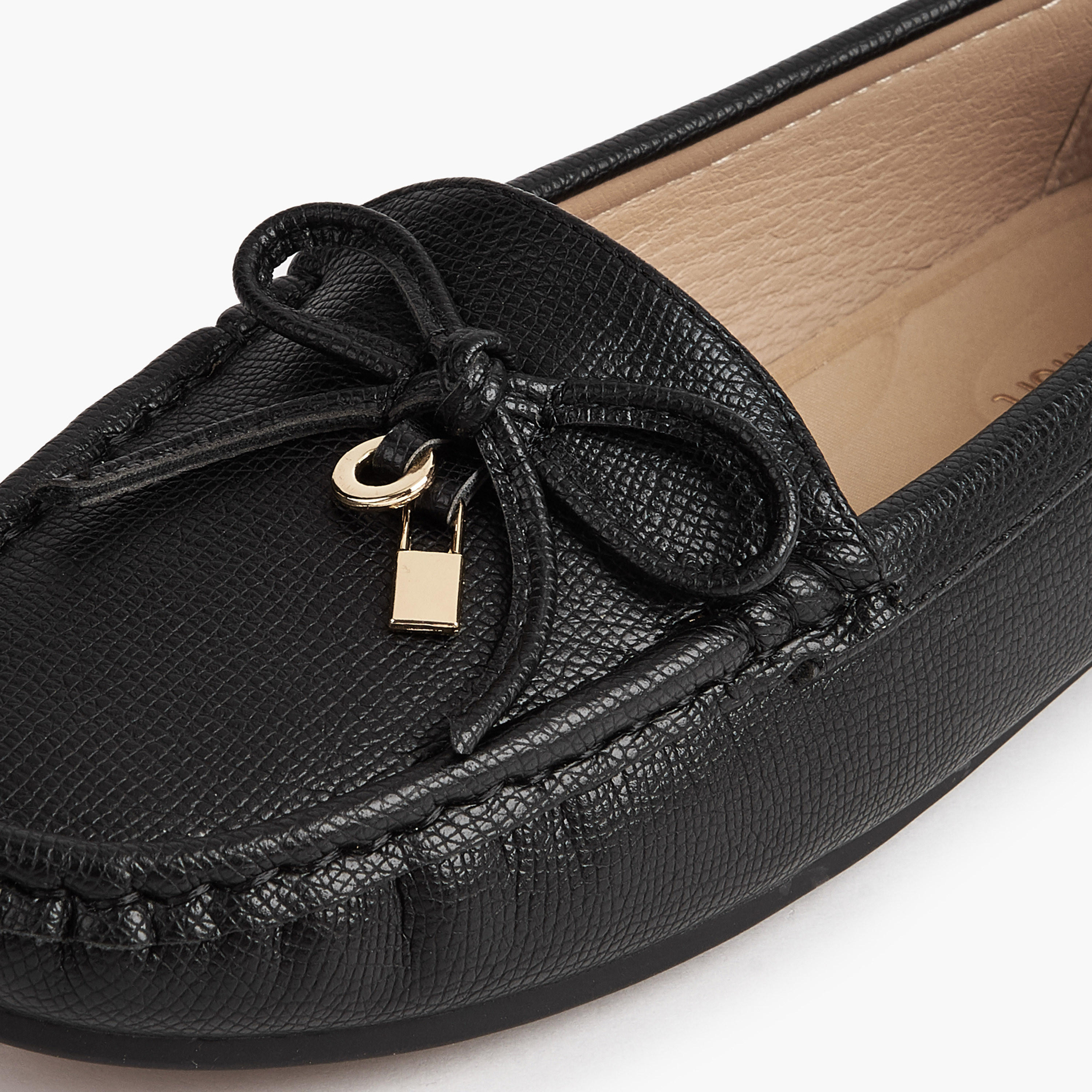 Le Confort Textured Slip-On Loafers with Bow Detail-women-shoes-loafersandmoccasins-image-4