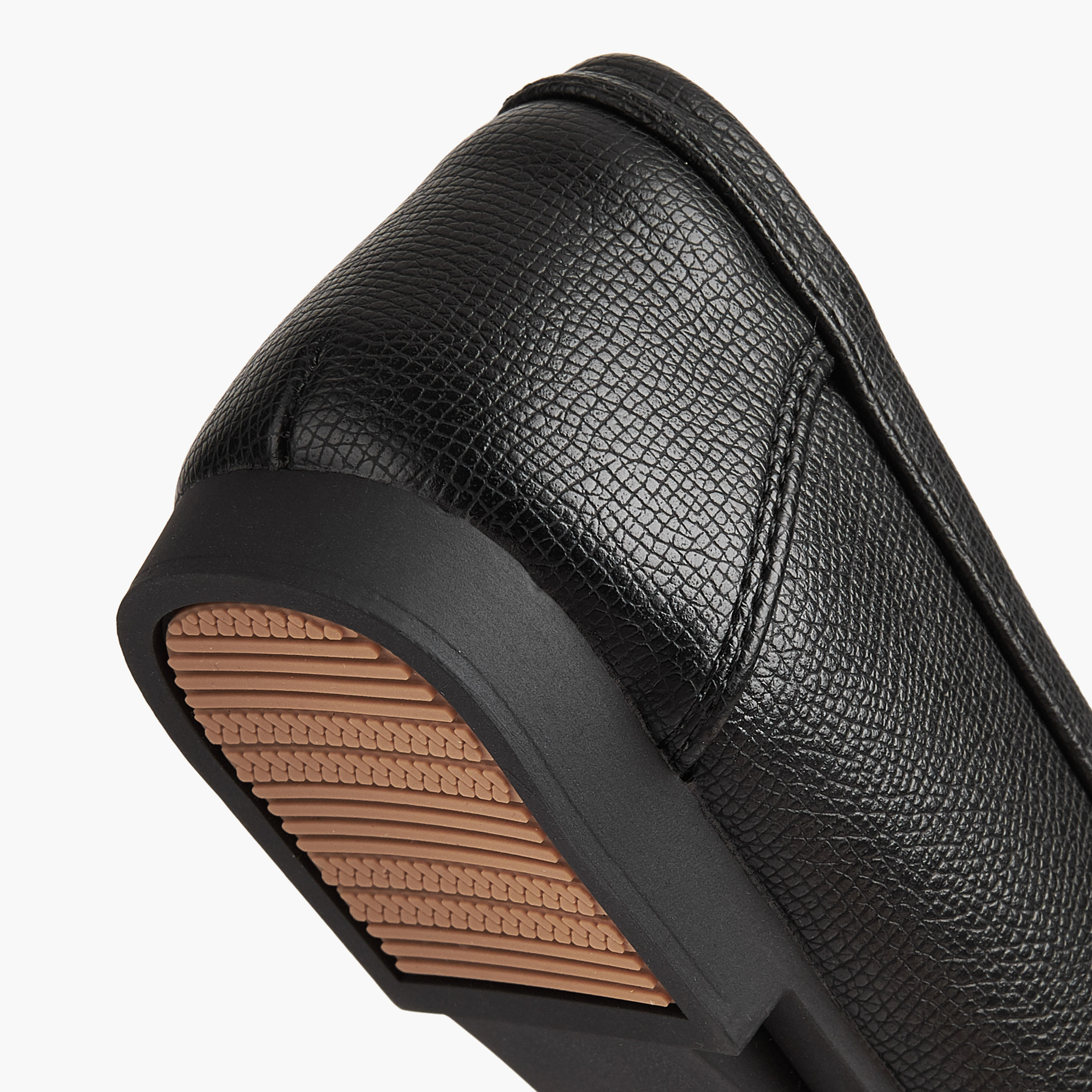 Le Confort Textured Slip-On Loafers with Bow Detail-women-shoes-loafersandmoccasins-image-5